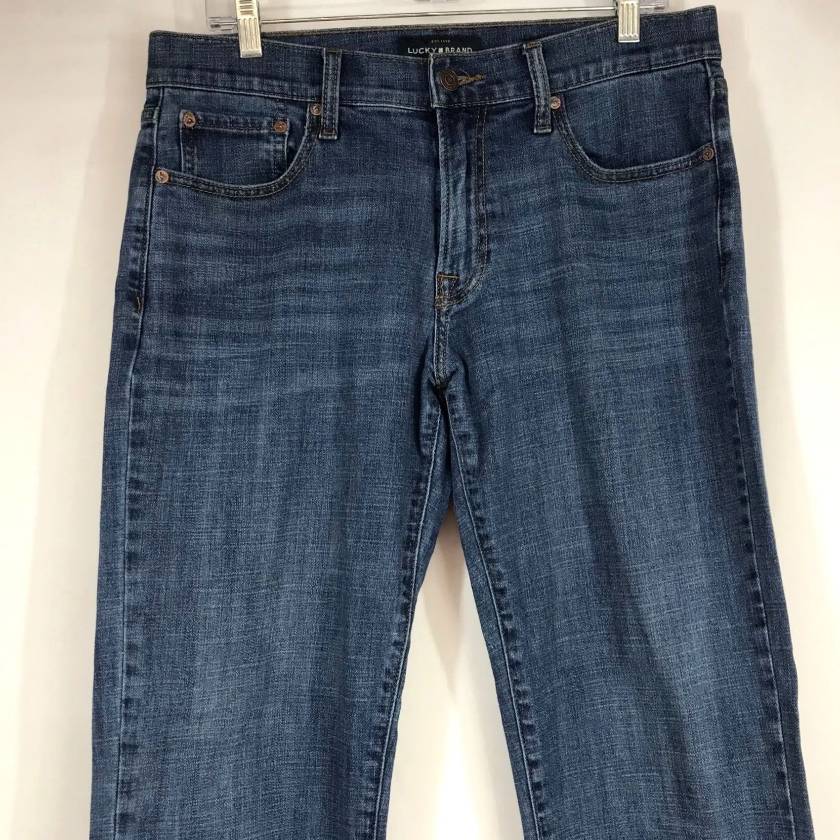 Lucky Brand Lucky Brand Mens Jeans Straight Leg Medium Wash Blue Denim Size 32x32 Size US 32 / EU 48 - 2 Thumbnail
