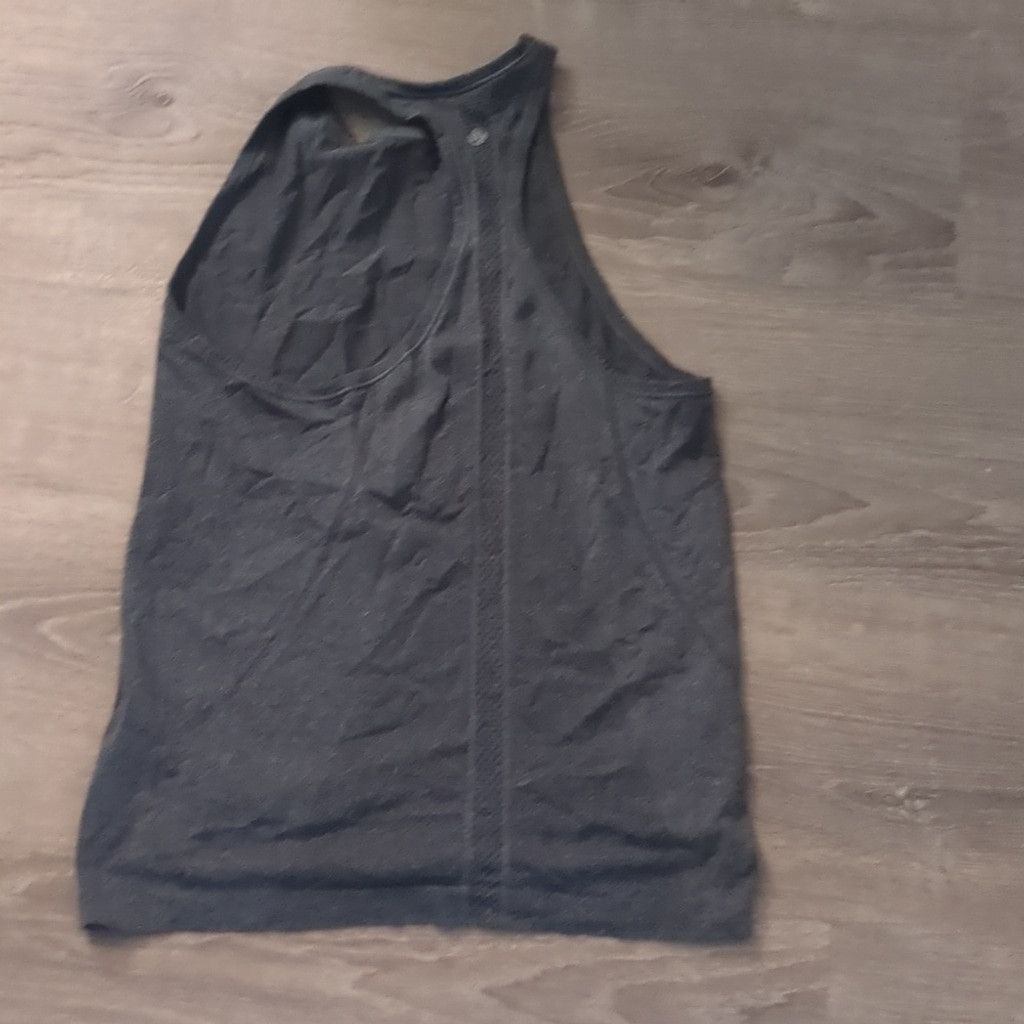 Lululemon Lululemon gray swiftly size 8 Size M / US 6-8 / IT 42-44 - 3 Thumbnail