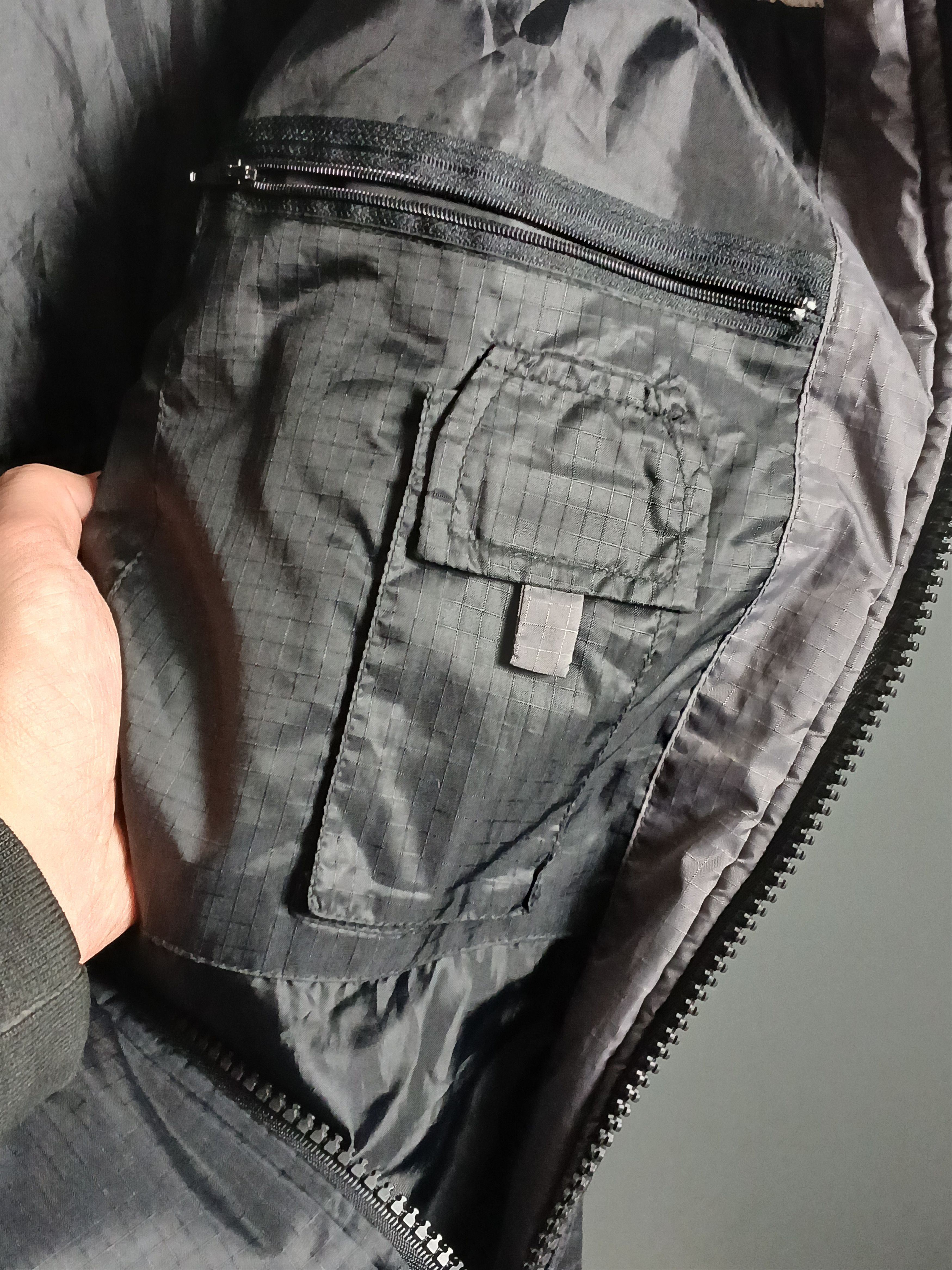 Other Mitsubishi Racing Vest Size US L / EU 52-54 / 3 - 8 Thumbnail