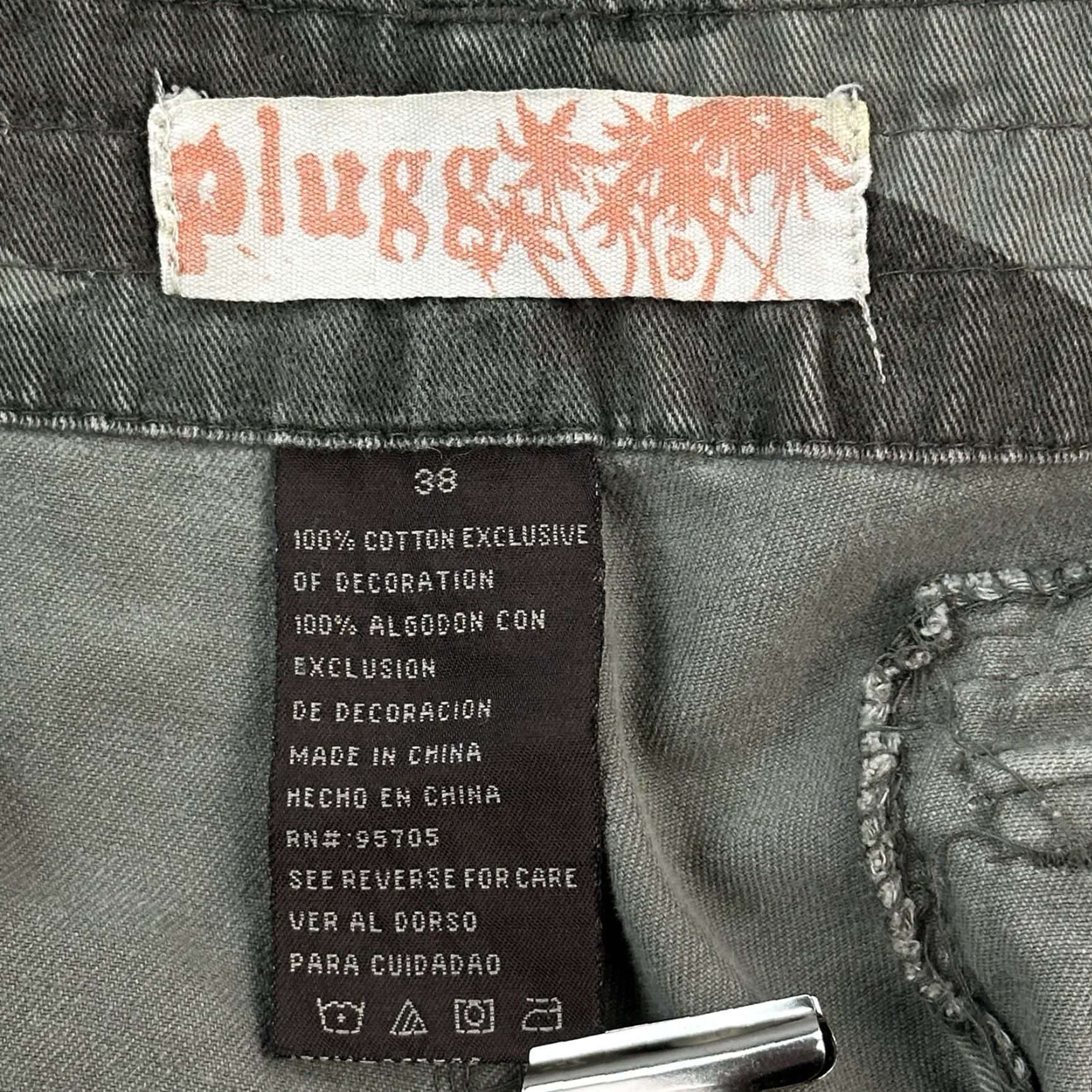 Vintage VINTAGE Plugg Shorts Mens 38 Woodland Camo Utility Cargo Skate Grunge Y2K Shorts Mens 38 Woodland Camo Utility Cargo Skate Grunge Y2K Size US 38 / EU 54 - 7 Thumbnail