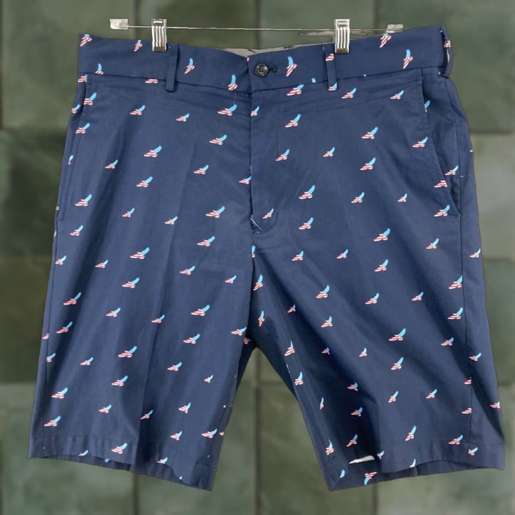 Vintage Walter Hagen Mens Shorts Chino 35 Blue Graphic Print American Theme Mens Regular Waist 35 Inseam 10 Blue Polyester Microfiber Zipper Pocket Size US 35 - 1 Thumbnail