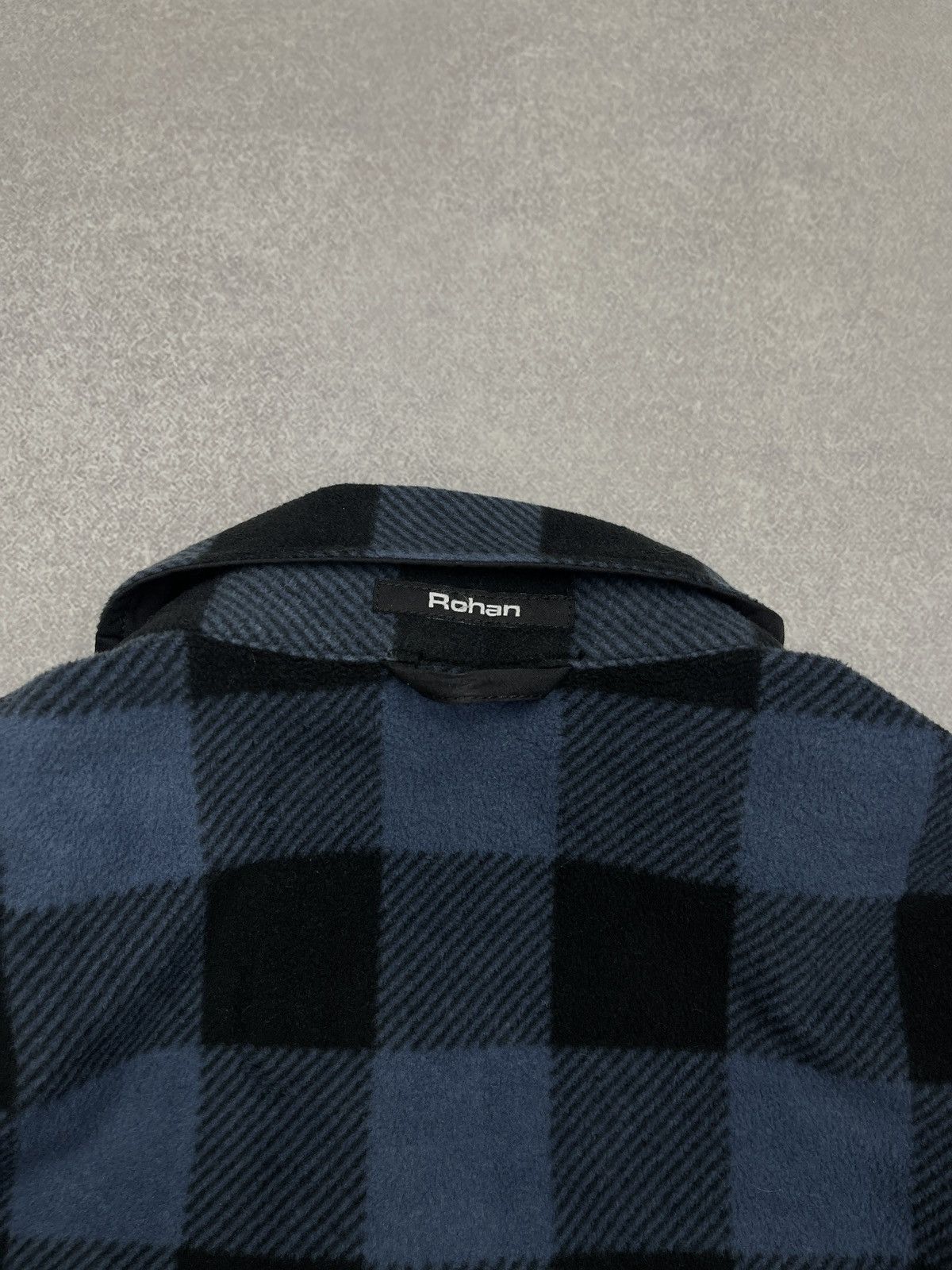 Other Rohan Field Reversible Insulated Jacket Black / Blue Flannel Size US M / EU 48-50 / 2 - 11 Thumbnail