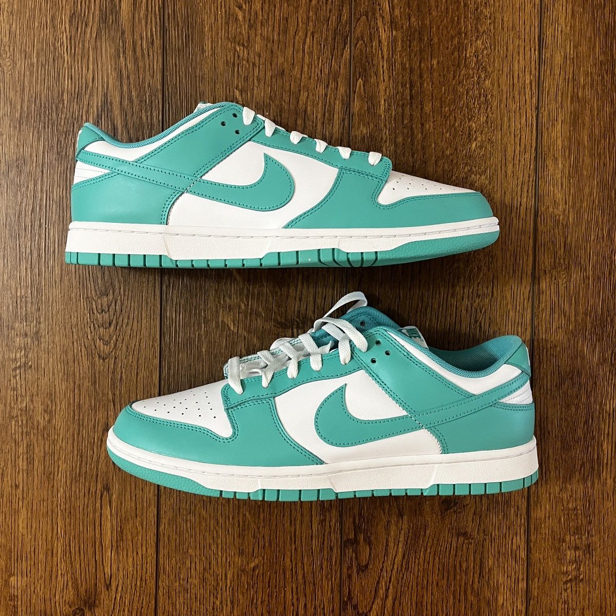 Nike Nike Dunk Low Clear Jade Size US 11.5 / EU 44-45 - 2 Thumbnail