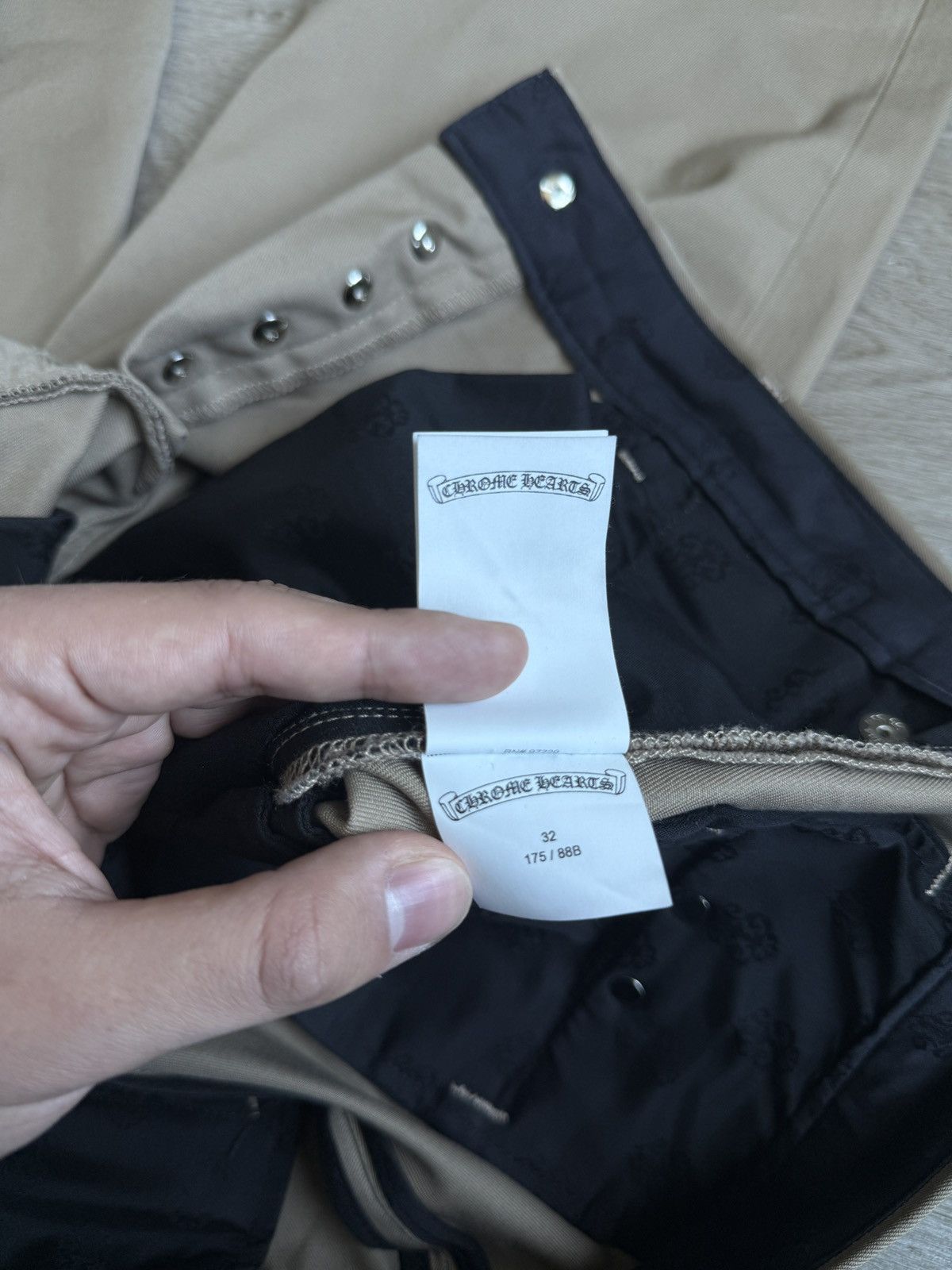 Chrome Hearts Chrome hearts chino pants size 32 preowned Size US 32 / EU 48 - 12 Thumbnail