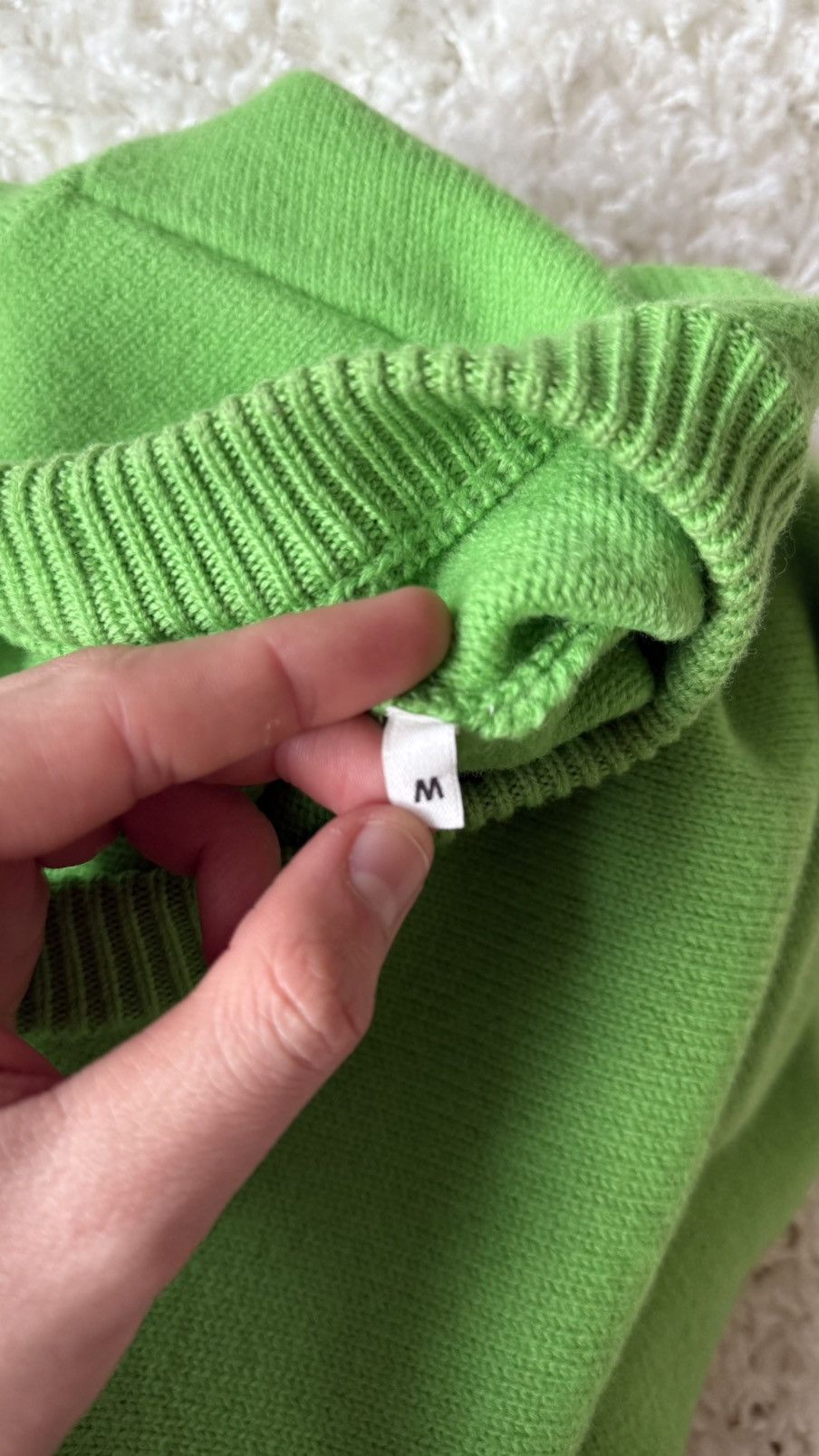 AMI Ami Sweater *LIMITED COLOR - Medium Size US M / EU 48-50 / 2 - 10 Thumbnail