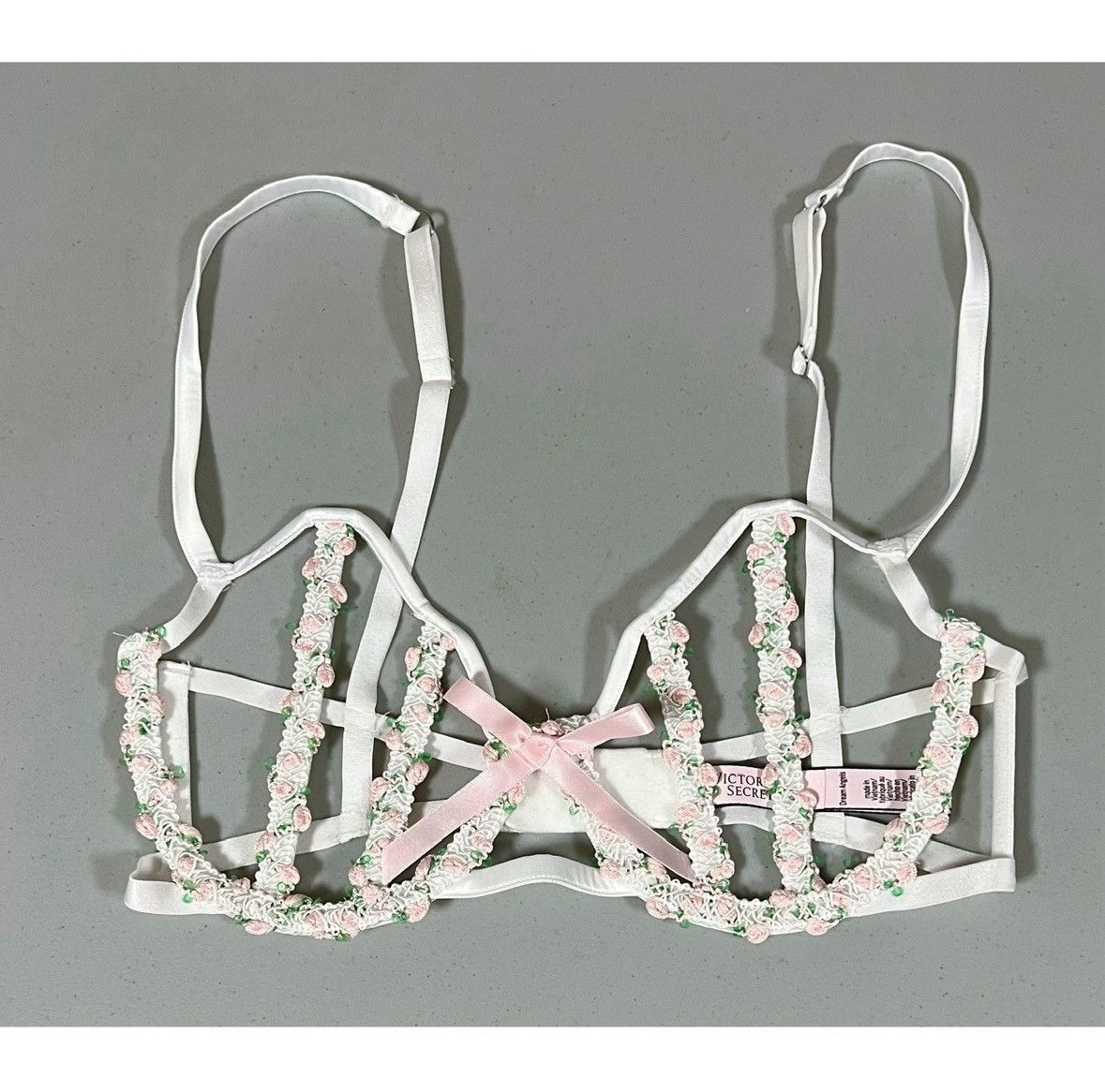 Victoria's Secret White Flowers Floral Cut-Out Bra Bralette Lingerie Size 34C🎀 Size S / US 4 / IT 40 - 2 Thumbnail