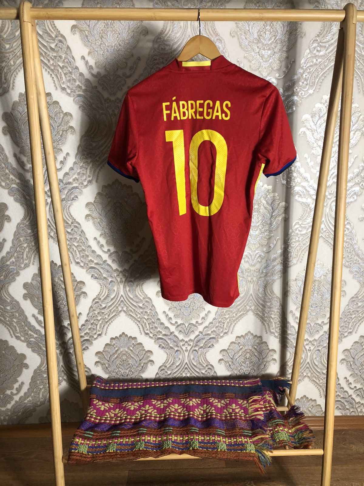Adidas VINTAGE ADIDAS SPAIN RETRO SOCCER JERSEY BARCELONA Y2K 90s Size US S / EU 44-46 / 1 - 7 Thumbnail
