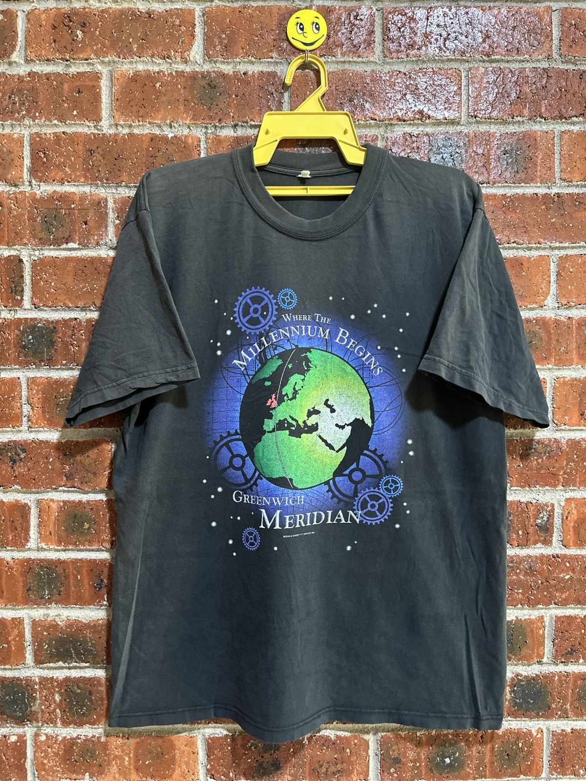 Vintage Vintage Greenwich Meridian Sun Faded Tee Size US L / EU 52-54 / 3 - 1 Thumbnail