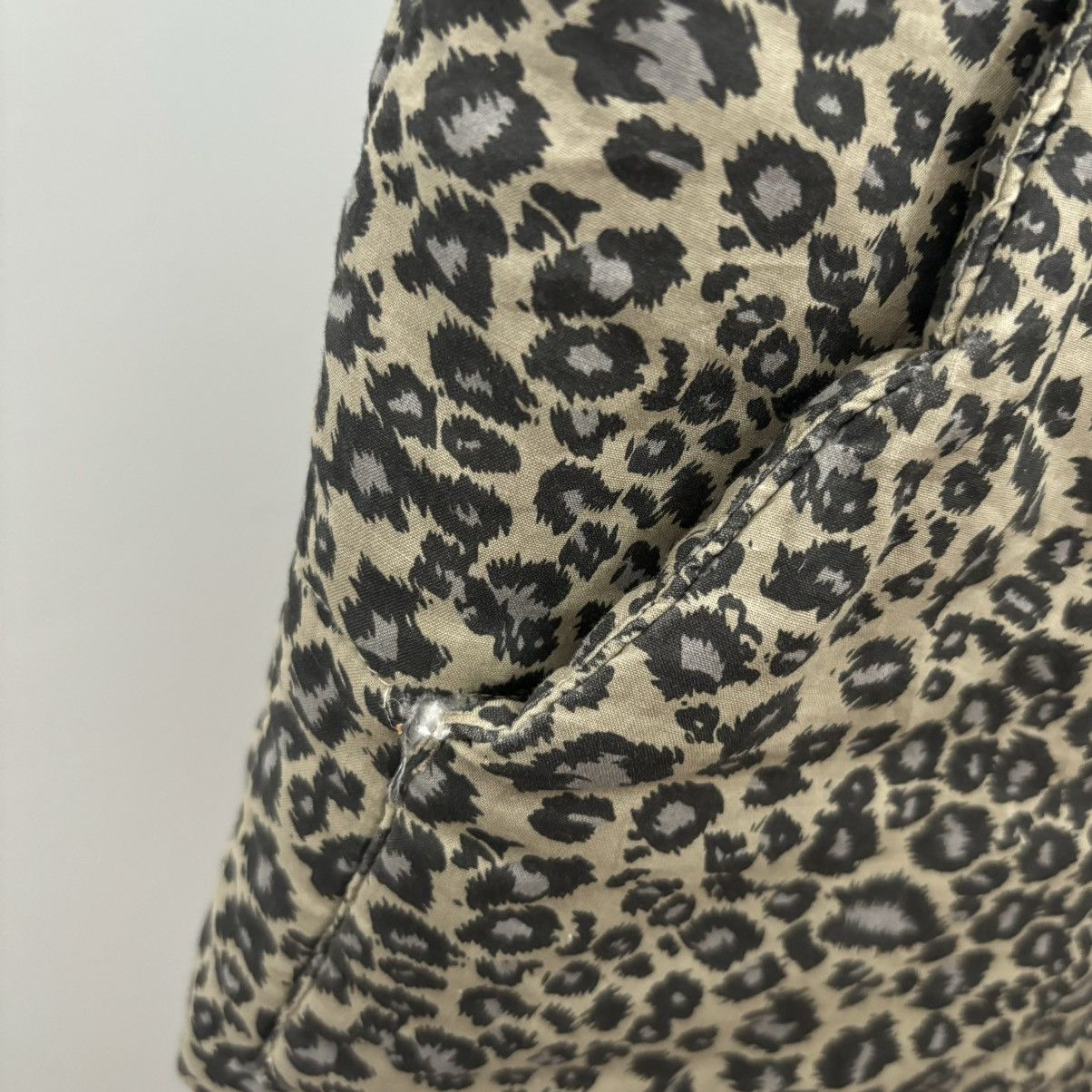 Japanese Brand Surf Equipment Morning Collection Melple Leopard Camp Vest Size US M / EU 48-50 / 2 - 9 Thumbnail