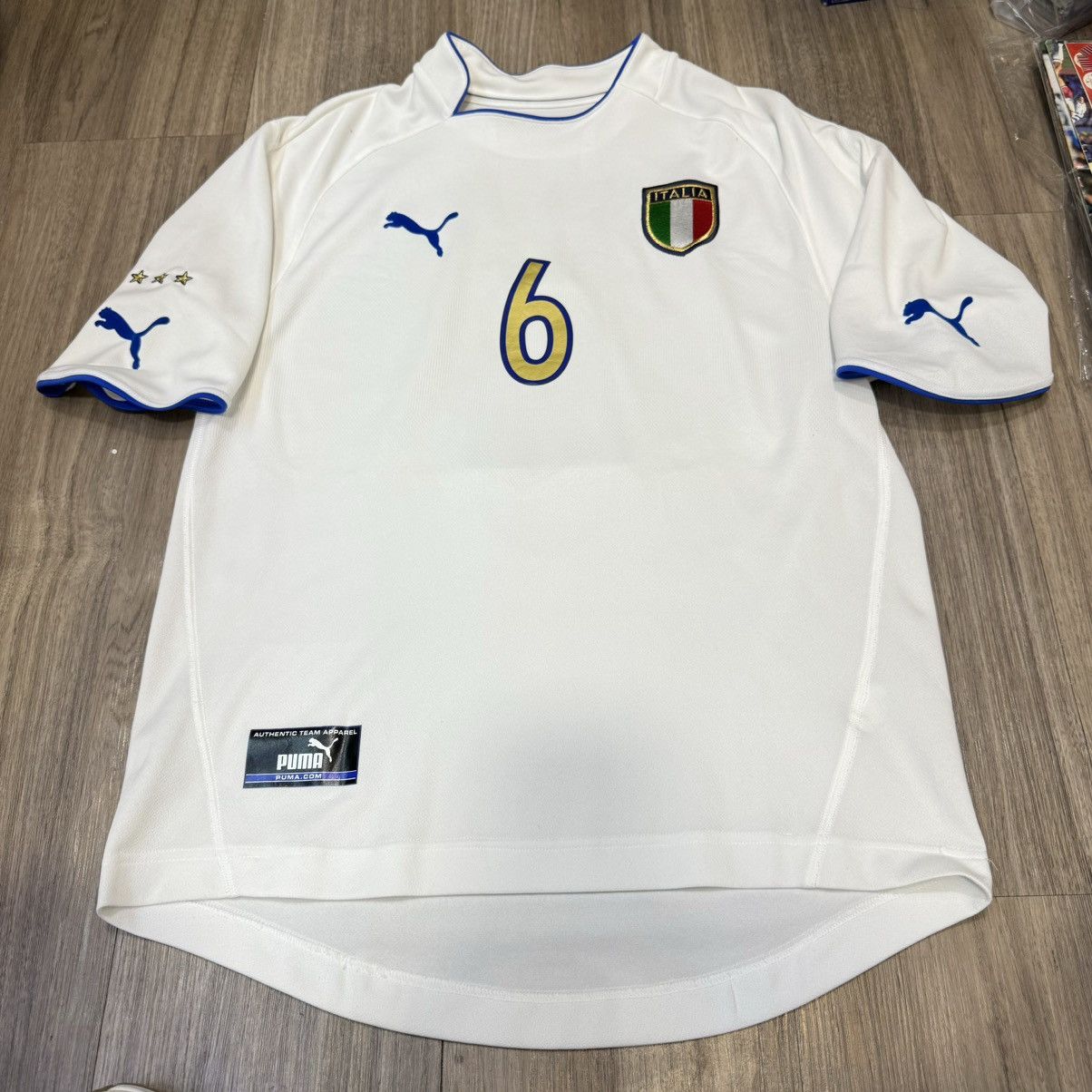 Puma Italy 03/04 away shirt #6 Nesta Size US M / EU 48-50 / 2 - 1 Thumbnail