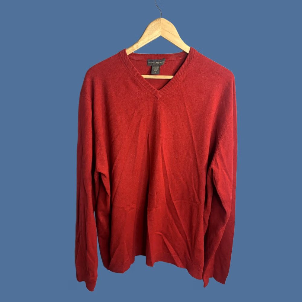 Banana Republic Banana Republic Sweater Mens XL Red Cashmere V Neck Pullover Knit Lightweight Size US XL / EU 56 / 4 - 1 Thumbnail