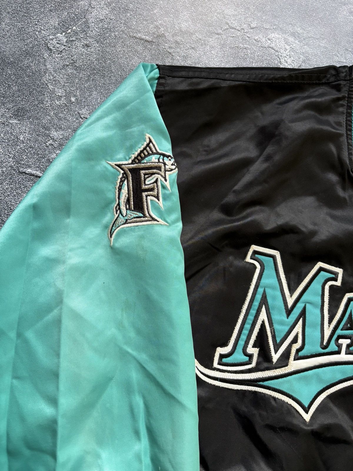 Starter Vintage 90s MLB Florida Marlins Starter Diamond Satin Jacket Size US L / EU 52-54 / 3 - 7 Thumbnail