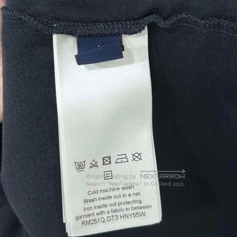 Louis Vuitton Louis Vuitton Black Logo Short Sleeve T. Size US L / EU 52-54 / 3 - 7 Thumbnail