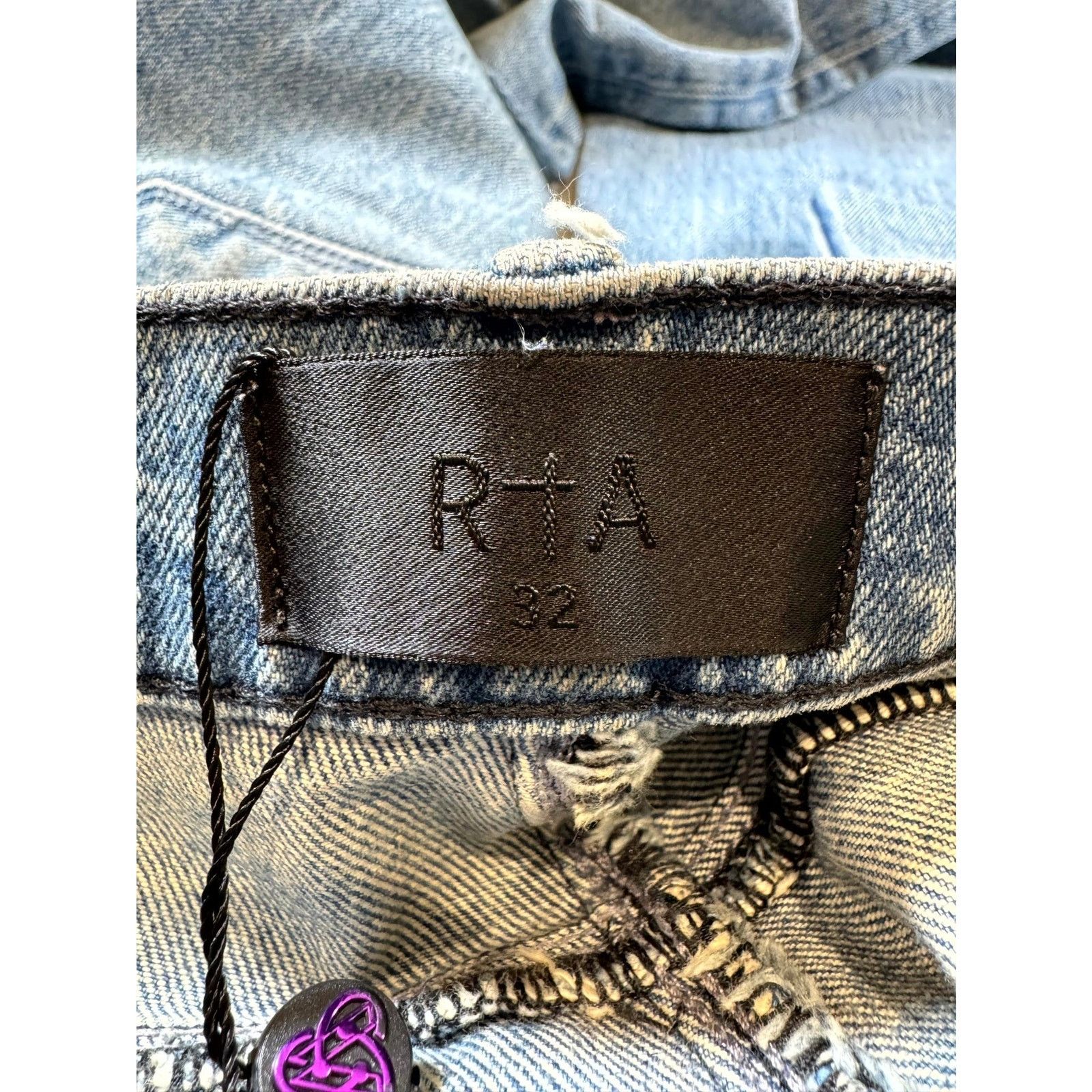 Rta RTA Embroidered Logo Light Wash Jeans Size US 32 / EU 48 - 4 Thumbnail