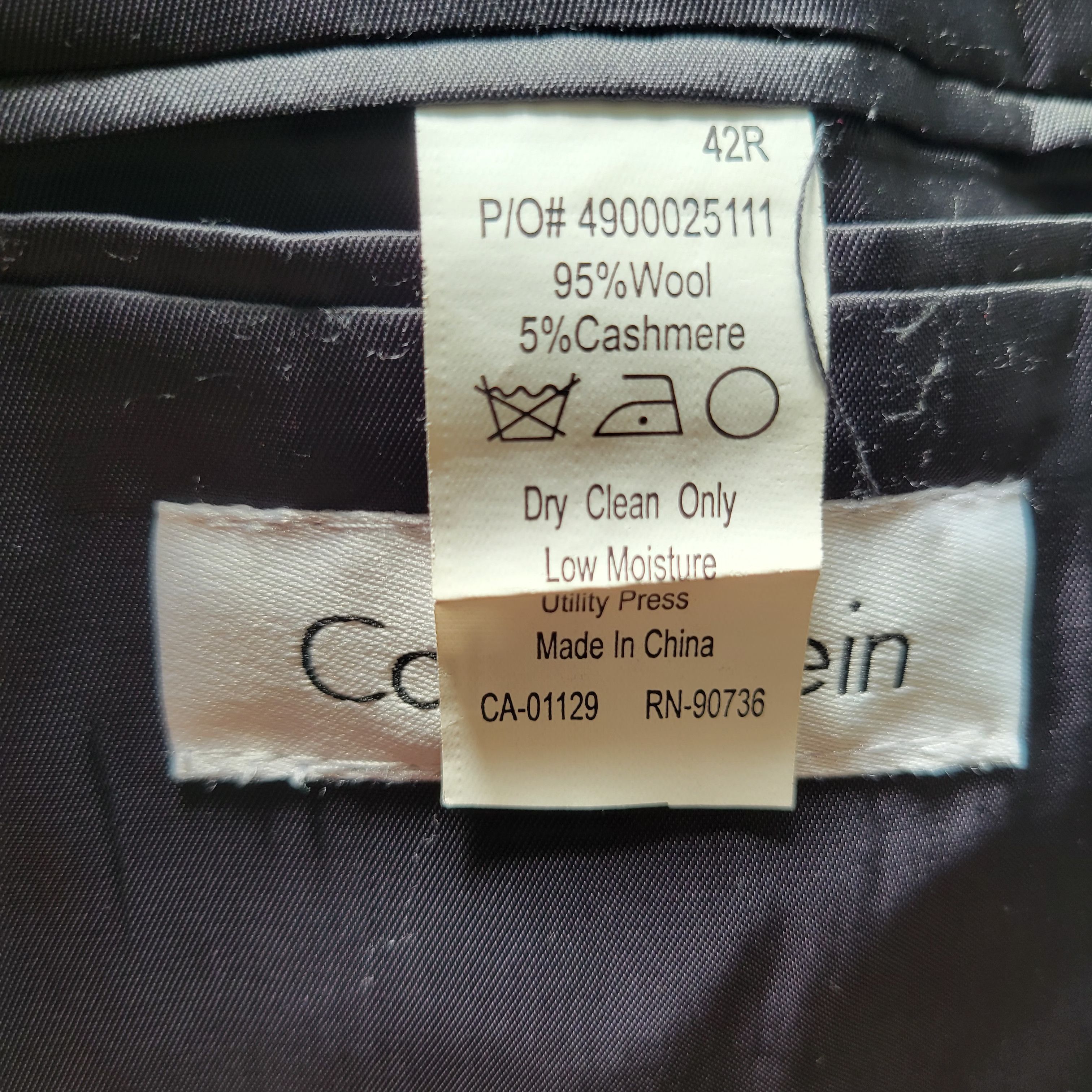 Calvin Klein Calvin Klein Wool Cashmere 2-Button Suit Men's. Size 42R. Size 42R - 6 Thumbnail