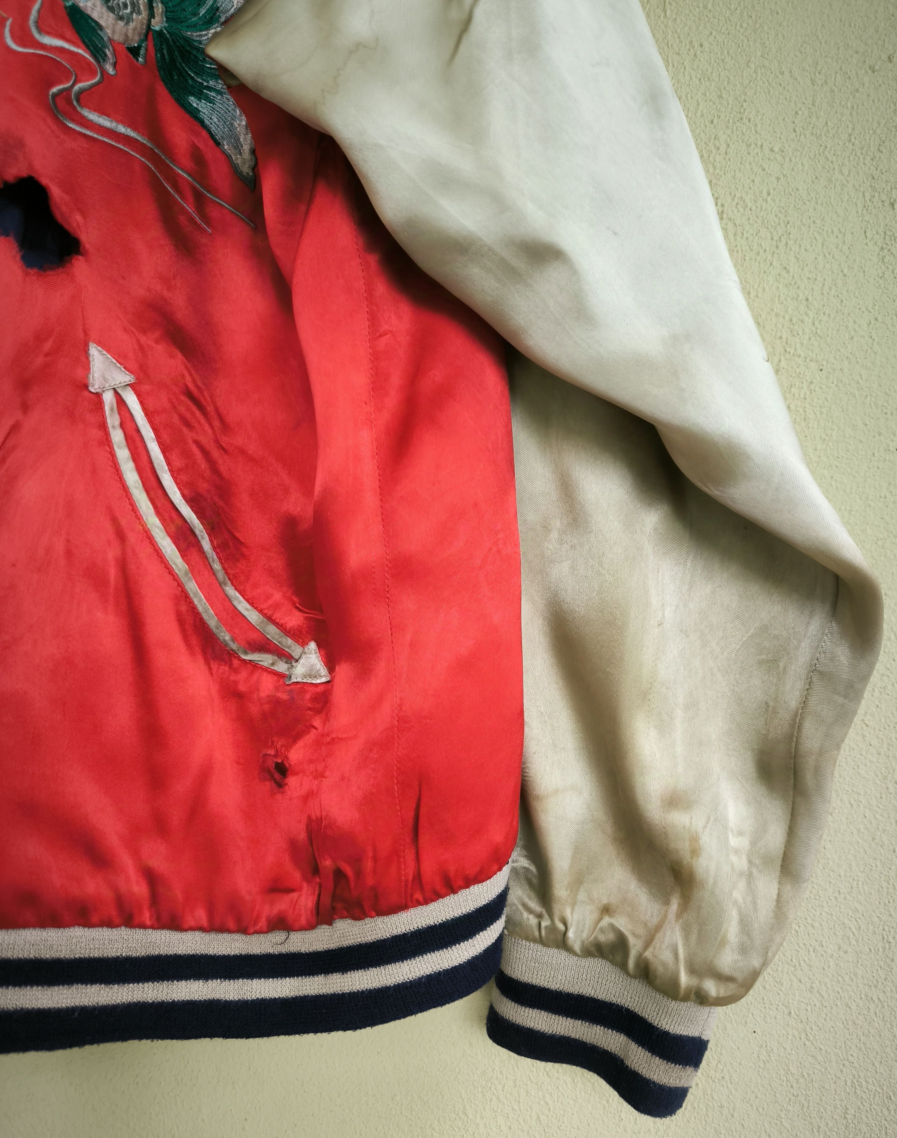 IOLANI Vtg IOLANI reversible Sukajan souvenir satin jacket Size US L / EU 52-54 / 3 - 7 Thumbnail
