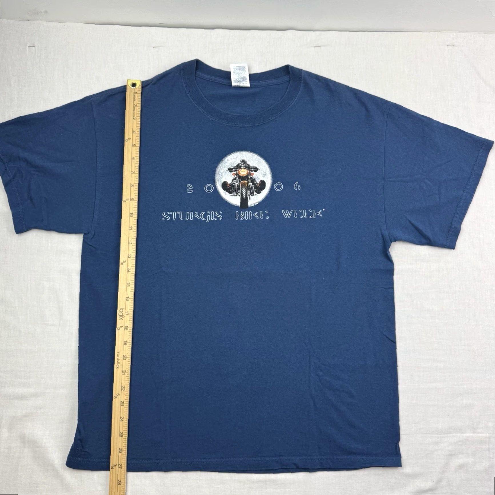 Delta VINTAGE Sturgis Bike Week 2006 T Shirt Adult Large Blue Moon Wolf Biker Rally Size US L / EU 52-54 / 3 - 7 Thumbnail