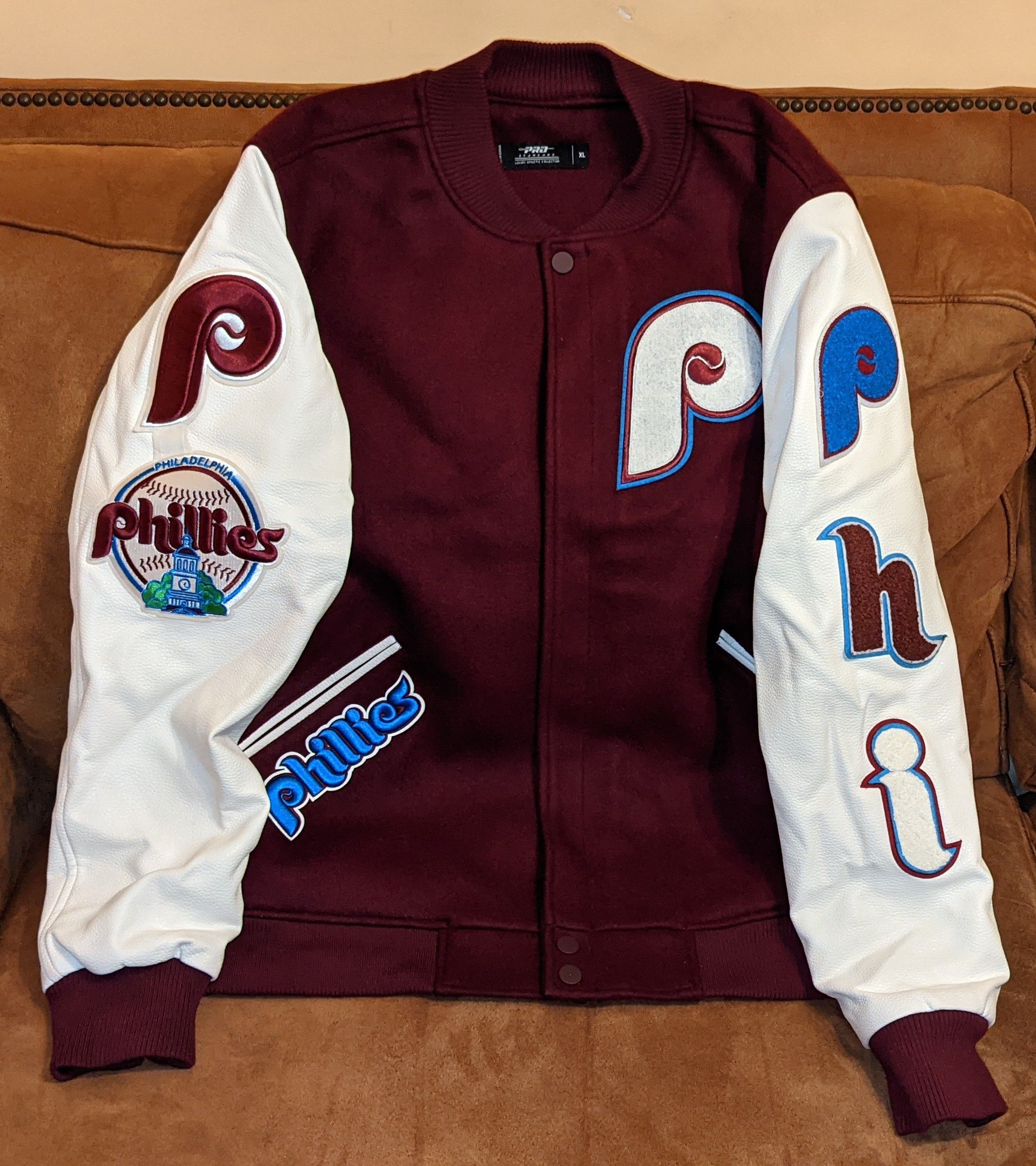 Pro Standard Philadelphia Phillies Burgundy Full-Zip Jacket Size US XL / EU 56 / 4 - 1 Thumbnail