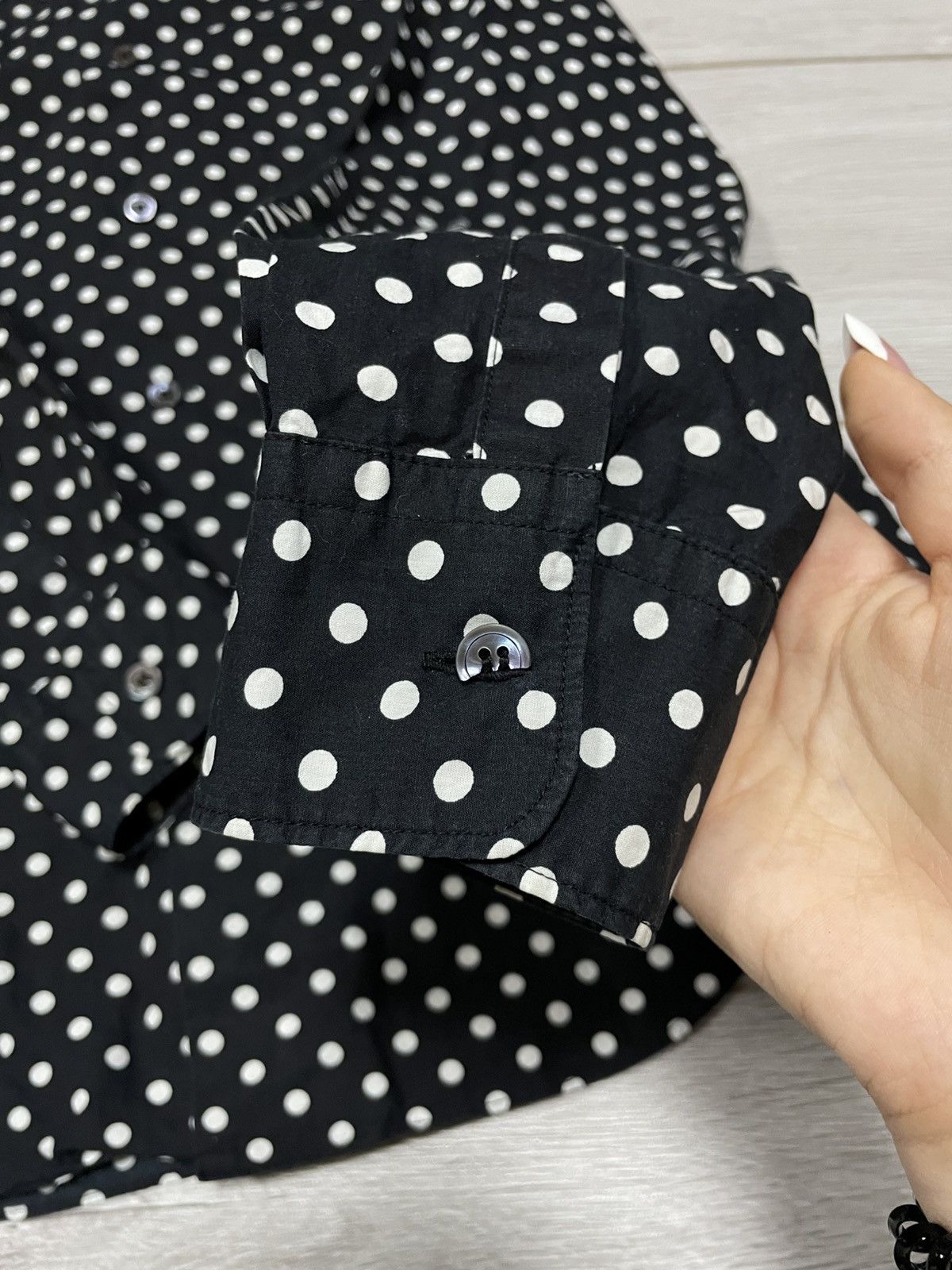 Comme des Garcons Comme Des Garcons HM Polkadot Longsleeve Shirt buttons Size M / US 6-8 / IT 42-44 - 5 Thumbnail