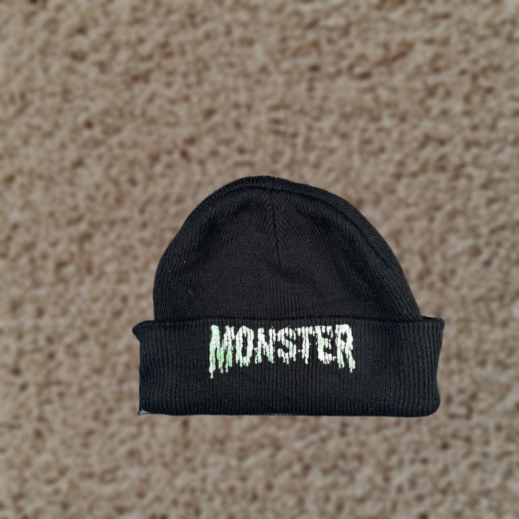 Vintage VINTAGE Monster Beanie Toque Adult One Size Black Knit 100% Acrylic Cuff Skate Ski Snow Size ONE SIZE - 1 Thumbnail