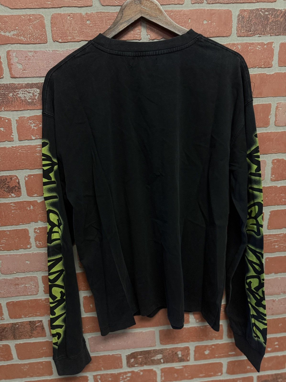 Vale Vale Valley Dream Long Sleeve Tee Shirt Size L (NEW) Size US L / EU 52-54 / 3 - 6 Thumbnail