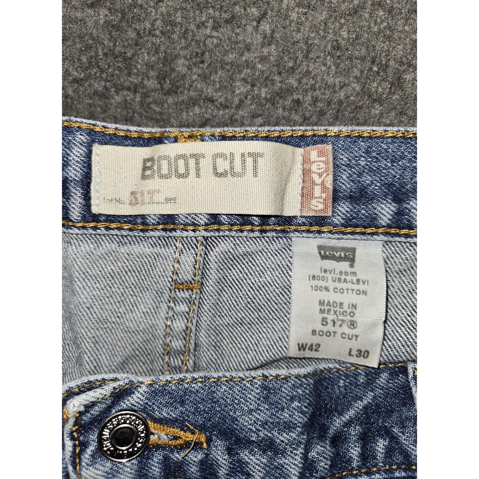 Levi's VINTAGE Levi's 517 Jeans Mens 42x30 Boot Cut Stone Blue Denim 100% Cotton Size US 42 / EU 58 - 2 Thumbnail