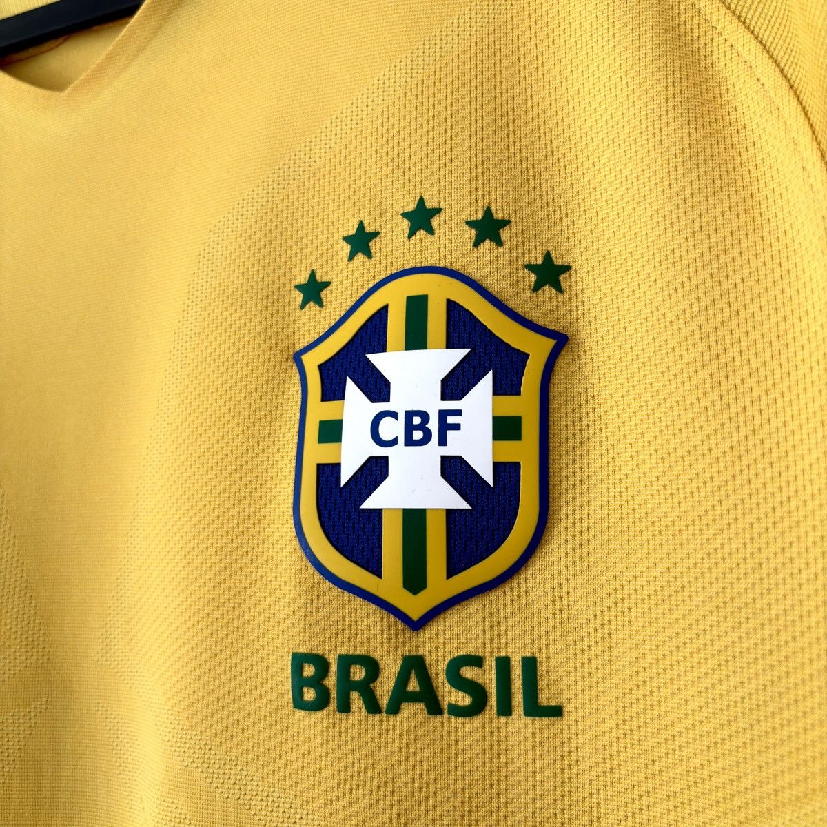 Nike 2016 2018 Brazil Nike Home Kit Soccer Jersey Shirt Top Tee Size US M / EU 48-50 / 2 - 4 Thumbnail
