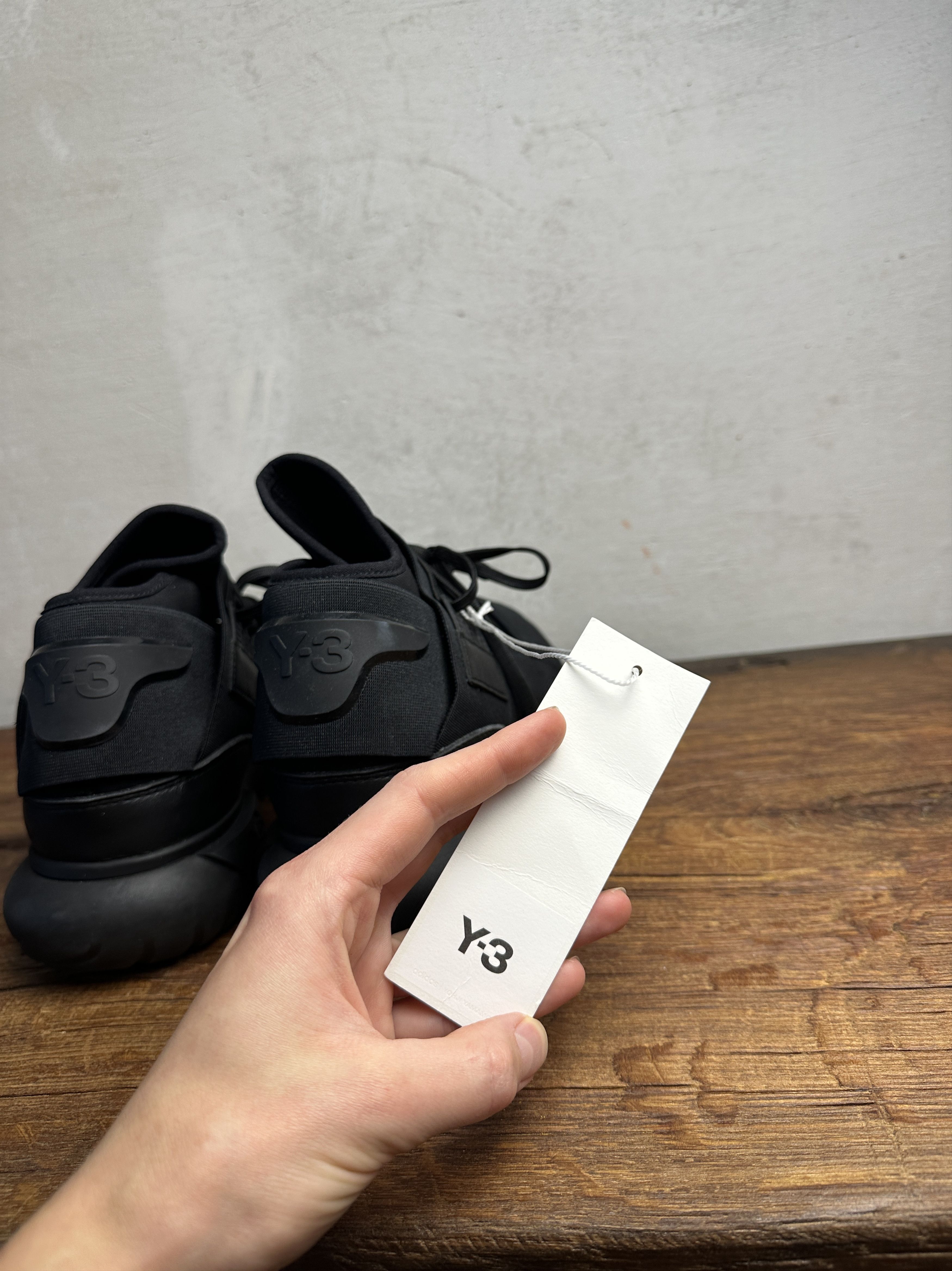 Adidas Y-3 Qasa High Triple Black Size US 7 / EU 40 - 4 Thumbnail