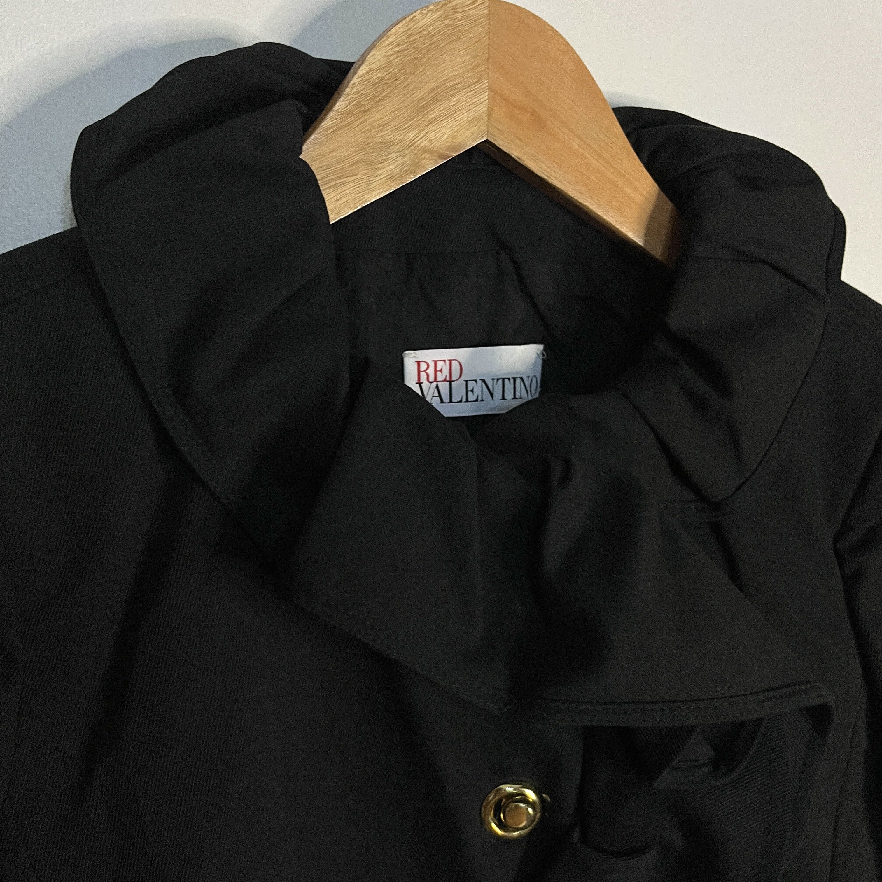 RED Valentino Red Valentino Ruffled Cropped Blazer Size M / US 6-8 / IT 42-44 - 3 Thumbnail