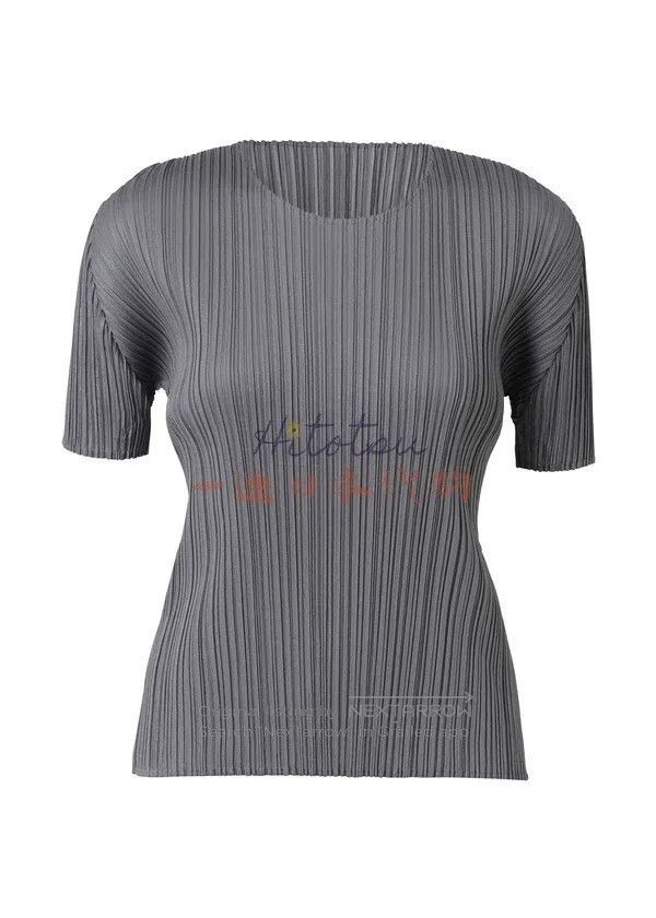 Issey Miyake Issey Miyake Pleated Crew Neck Short Sleeve T-shirt Size L / US 10 / IT 46 - 1 Thumbnail