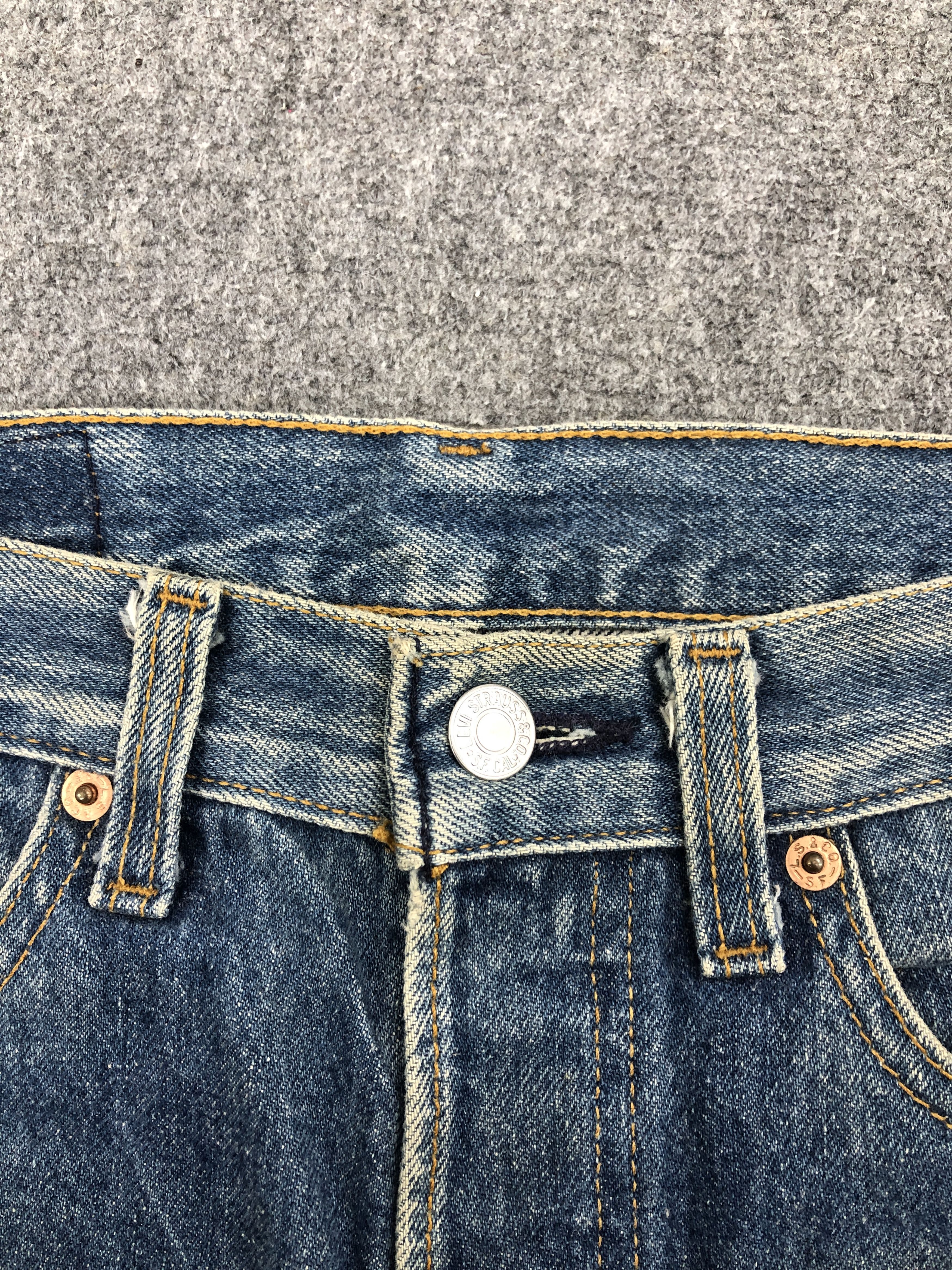 Levi's × Vintage Rusty Faded Blue Vintage 90s Levis 501 Jeans Size US 28 / EU 44 - 12 Thumbnail