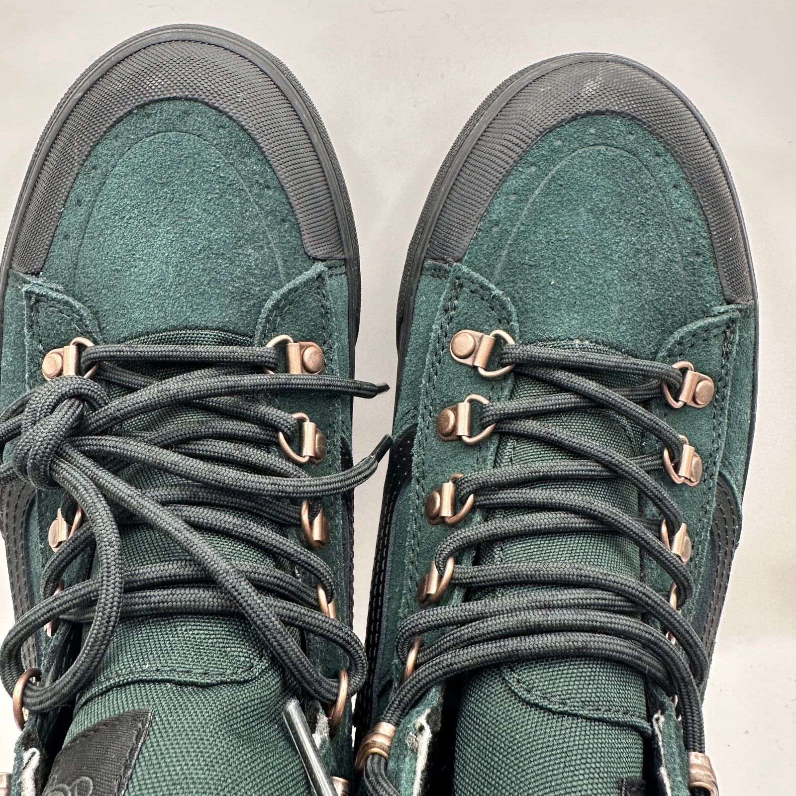 Vans VANS Men's 8.5 MTE Sk8 Hi Pine Green Suede Black Outsole Size US 8.5 / EU 41-42 - 4 Thumbnail