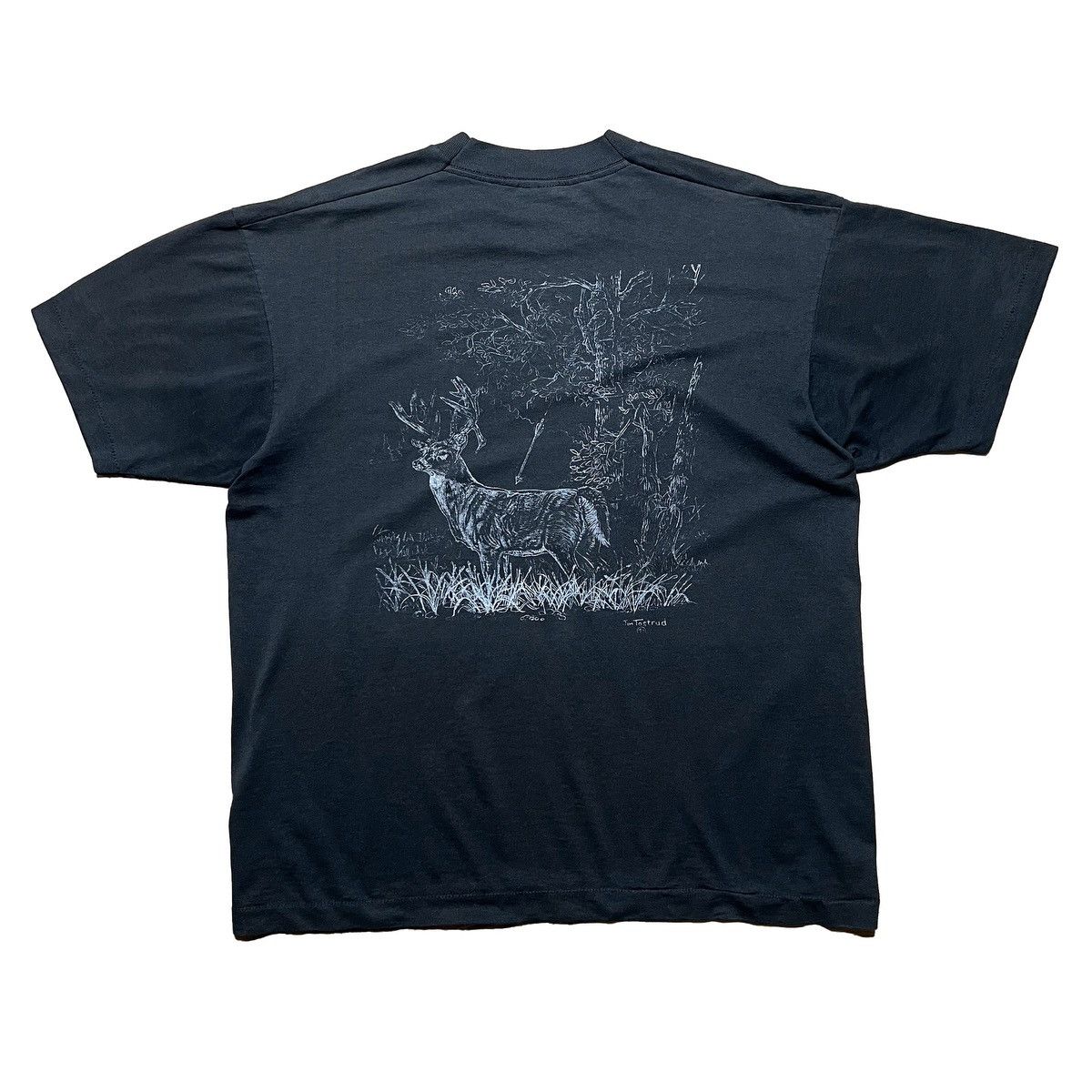 Vintage Vintage 90s Faded Black Buck Deer Tee Size US XL / EU 56 / 4 - 2 Thumbnail
