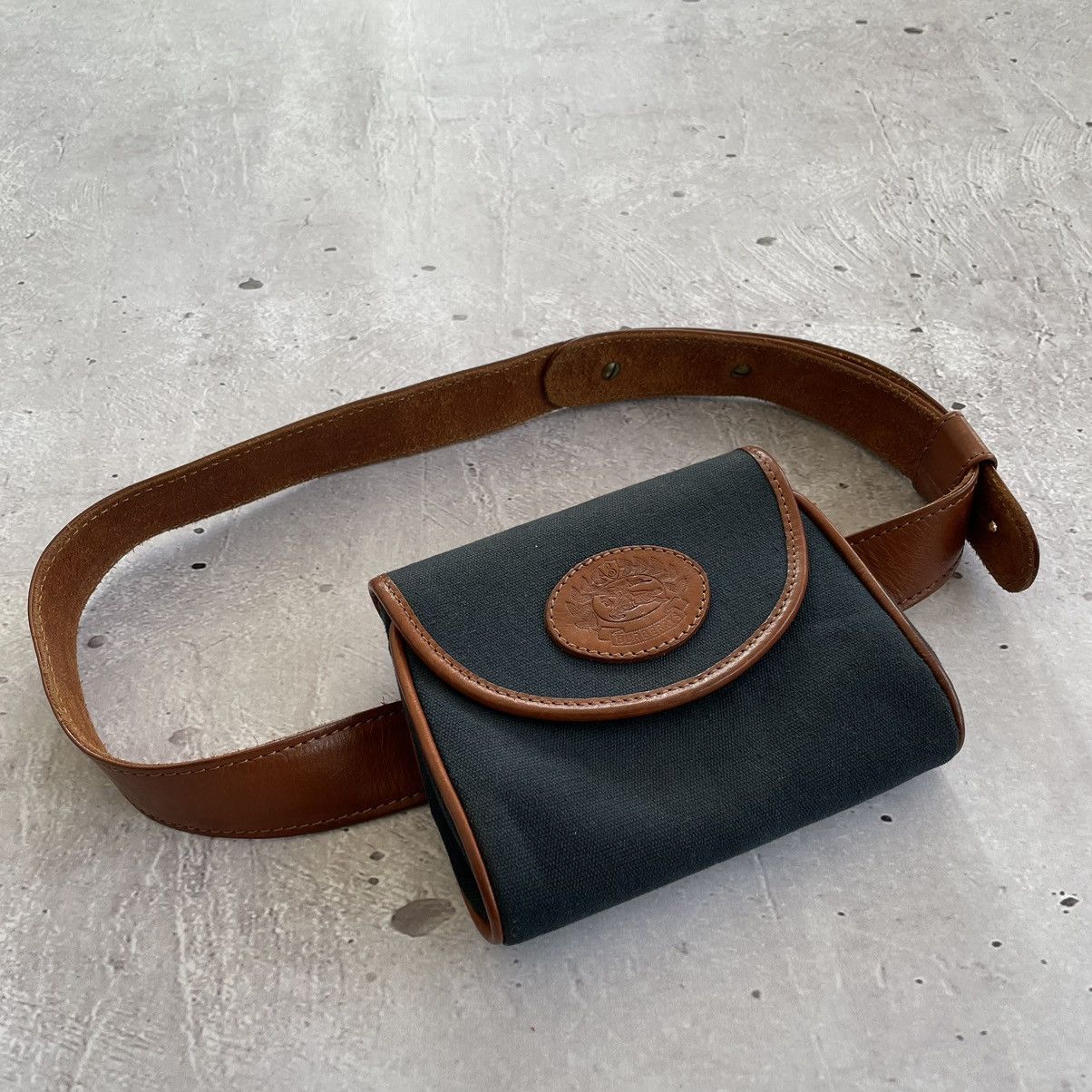 Burberry 🔥RARE🔥Vintage belt bag 1990 burberry's Size ONE SIZE - 6 Thumbnail
