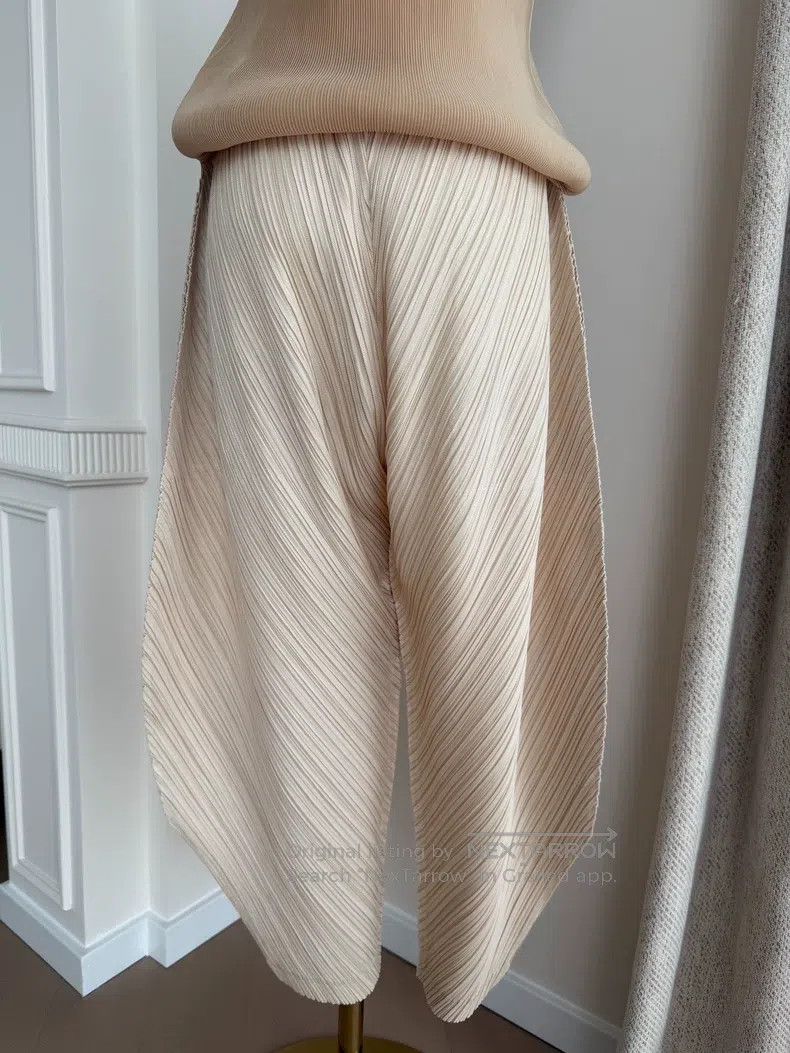 Issey Miyake Issey Miyake Disc-shaped Irregular Pants Light Beige Size 25" / US 0 / IT 36 - 7 Thumbnail