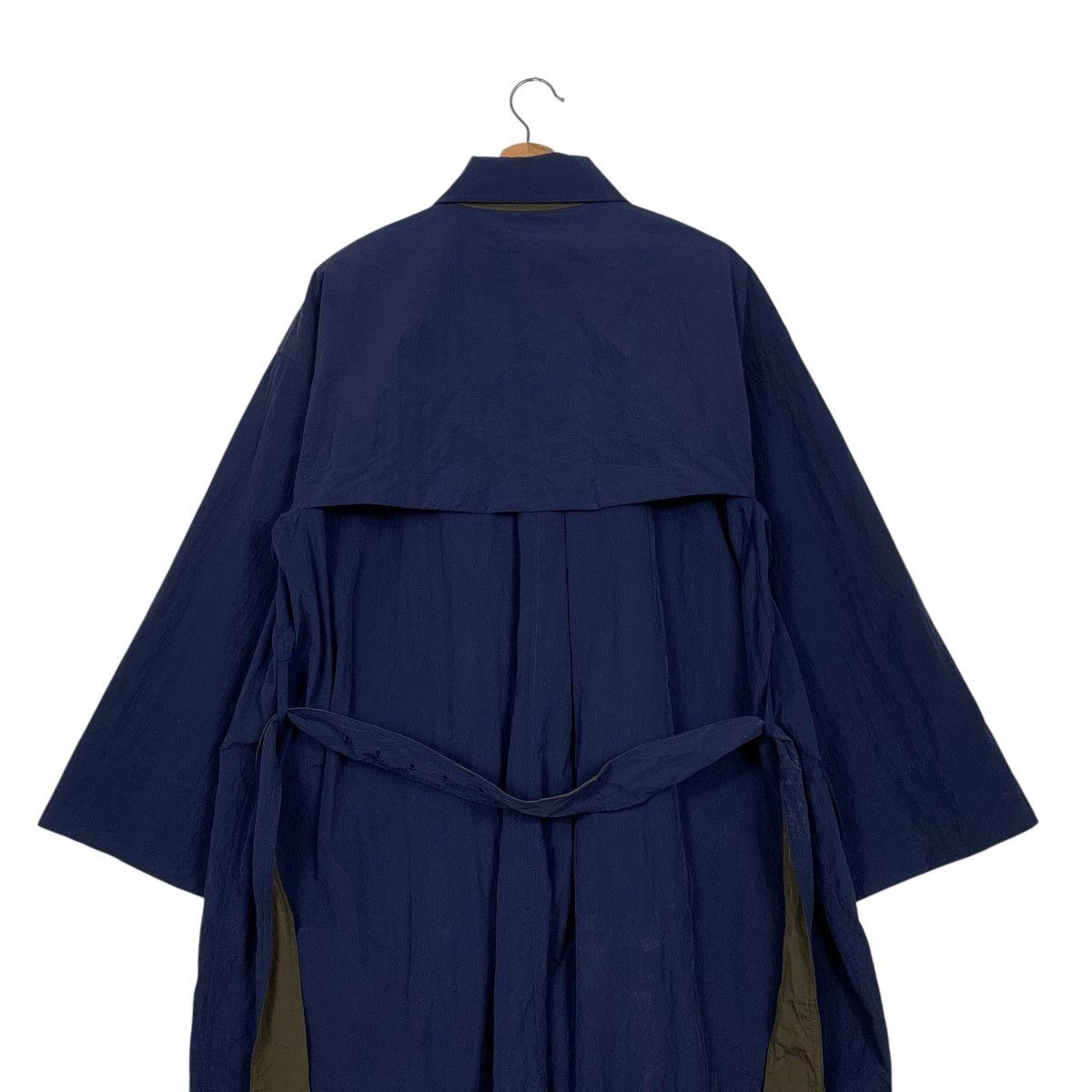 JW Anderson × Uniqlo JW Anderson x Uniqlo Overcoat Size M / US 6-8 / IT 42-44 - 9 Thumbnail