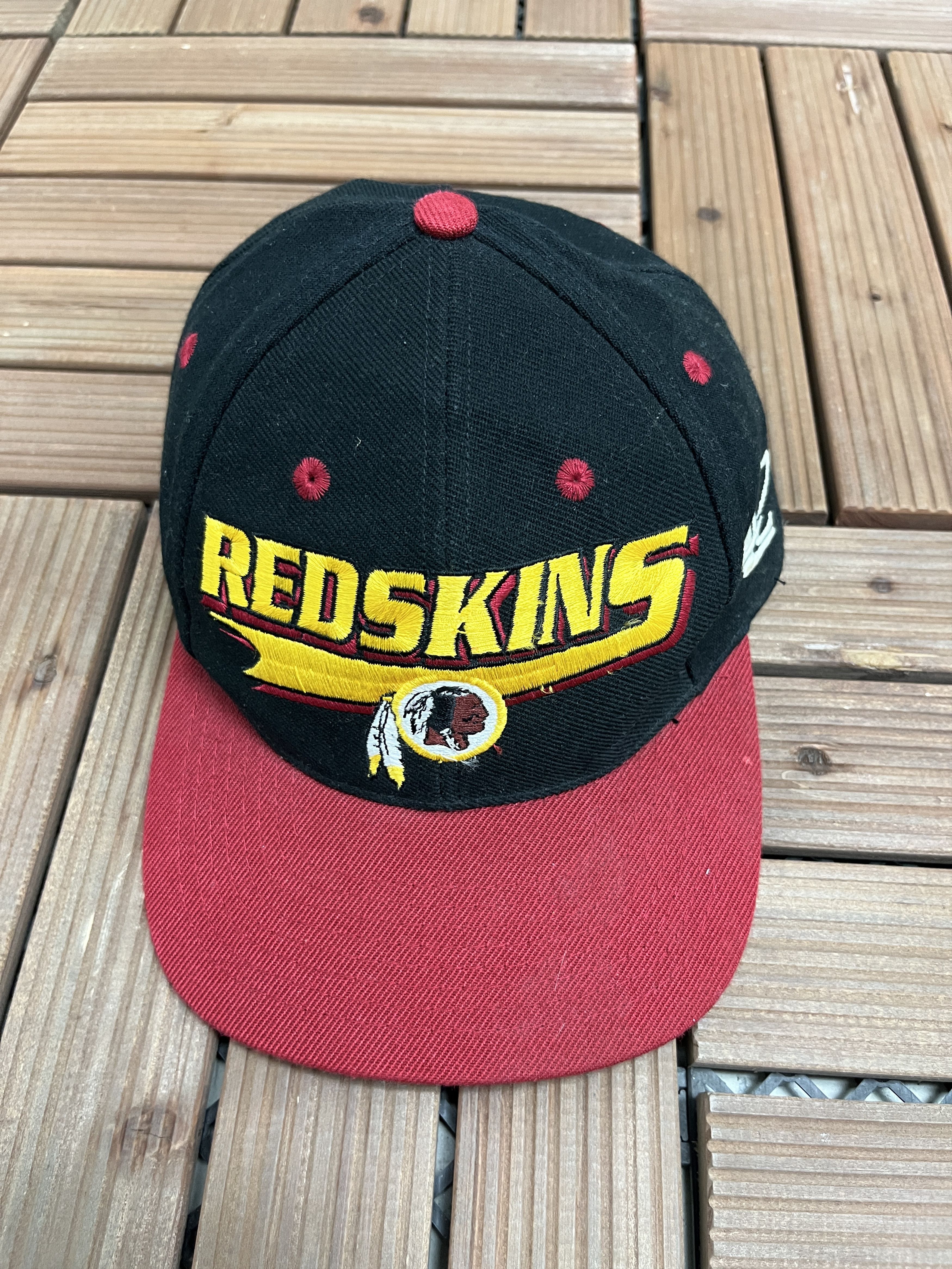 Logo Athletic × Vintage Washington Redskins Vintage Black Snap Back Hat Size ONE SIZE - 2 Thumbnail