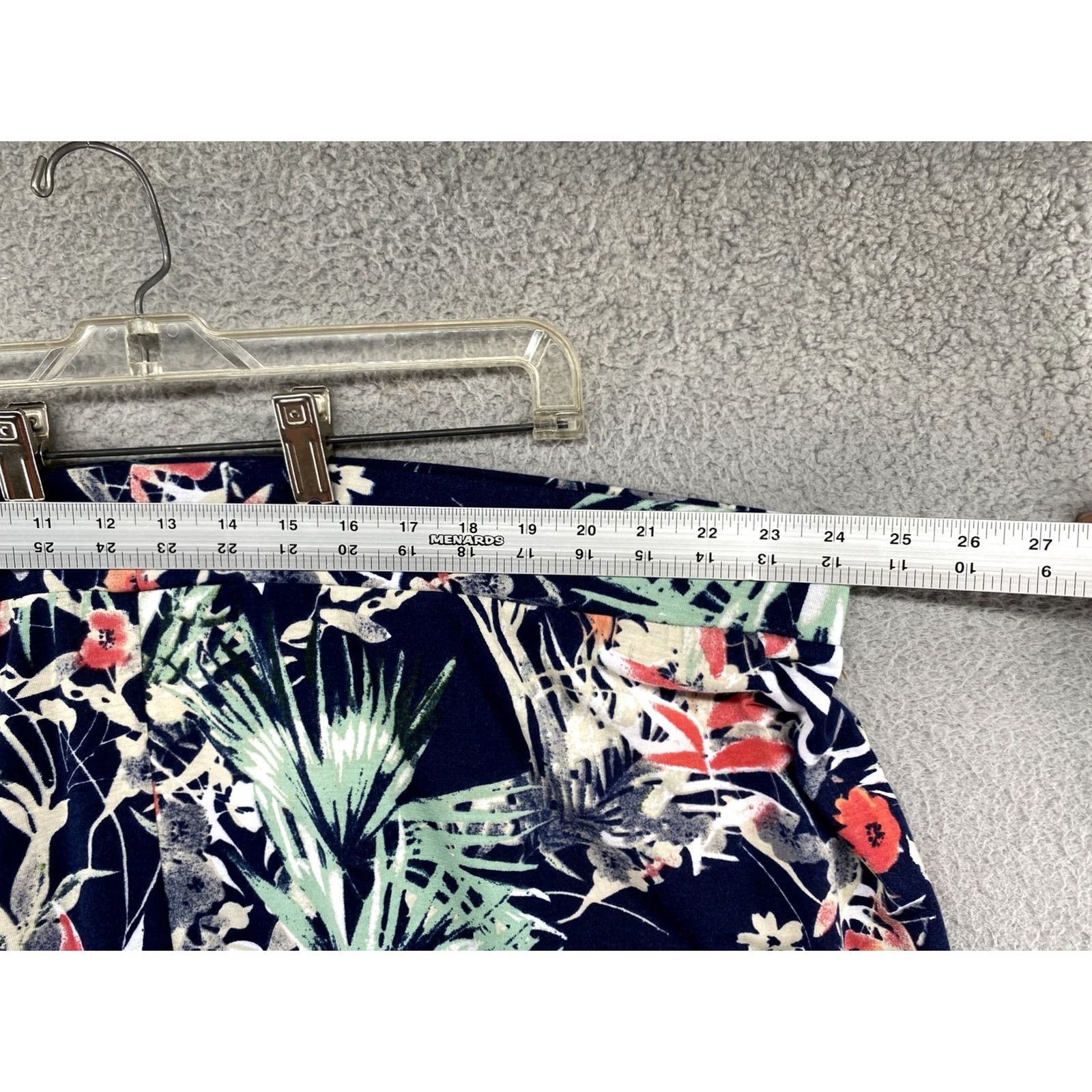 Faded Glory NWT Faded Glory Floral Hawaiian Midi Skirt Plus Size 4X Women Multicolor A-Line Beach 90s? Size 40" / US 18 - 4 Thumbnail