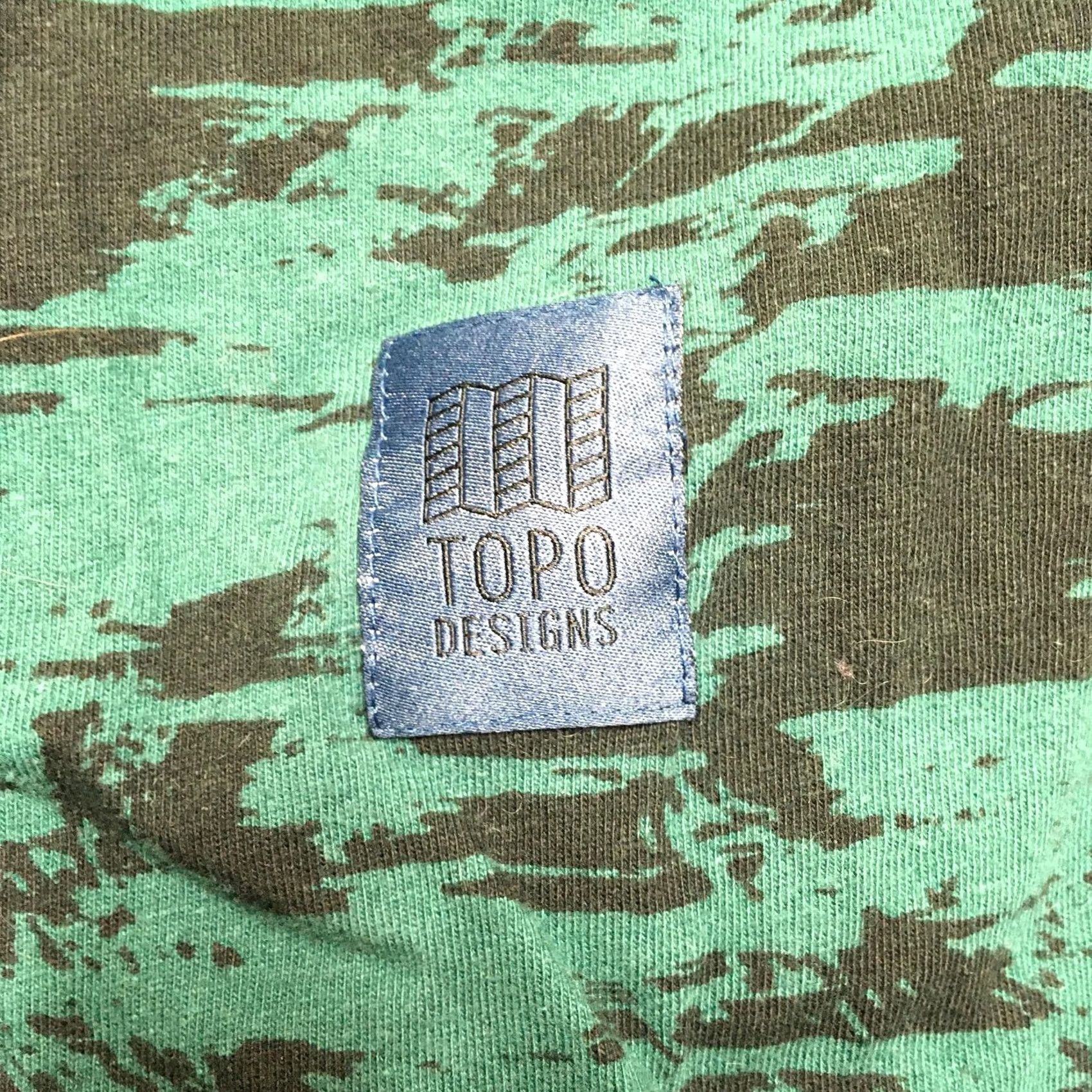 Topo Designs Topo Designs Shirt Mens XL Green Black Abstract Camo Long Sleeve Organic Cotton Size US XL / EU 56 / 4 - 4 Thumbnail