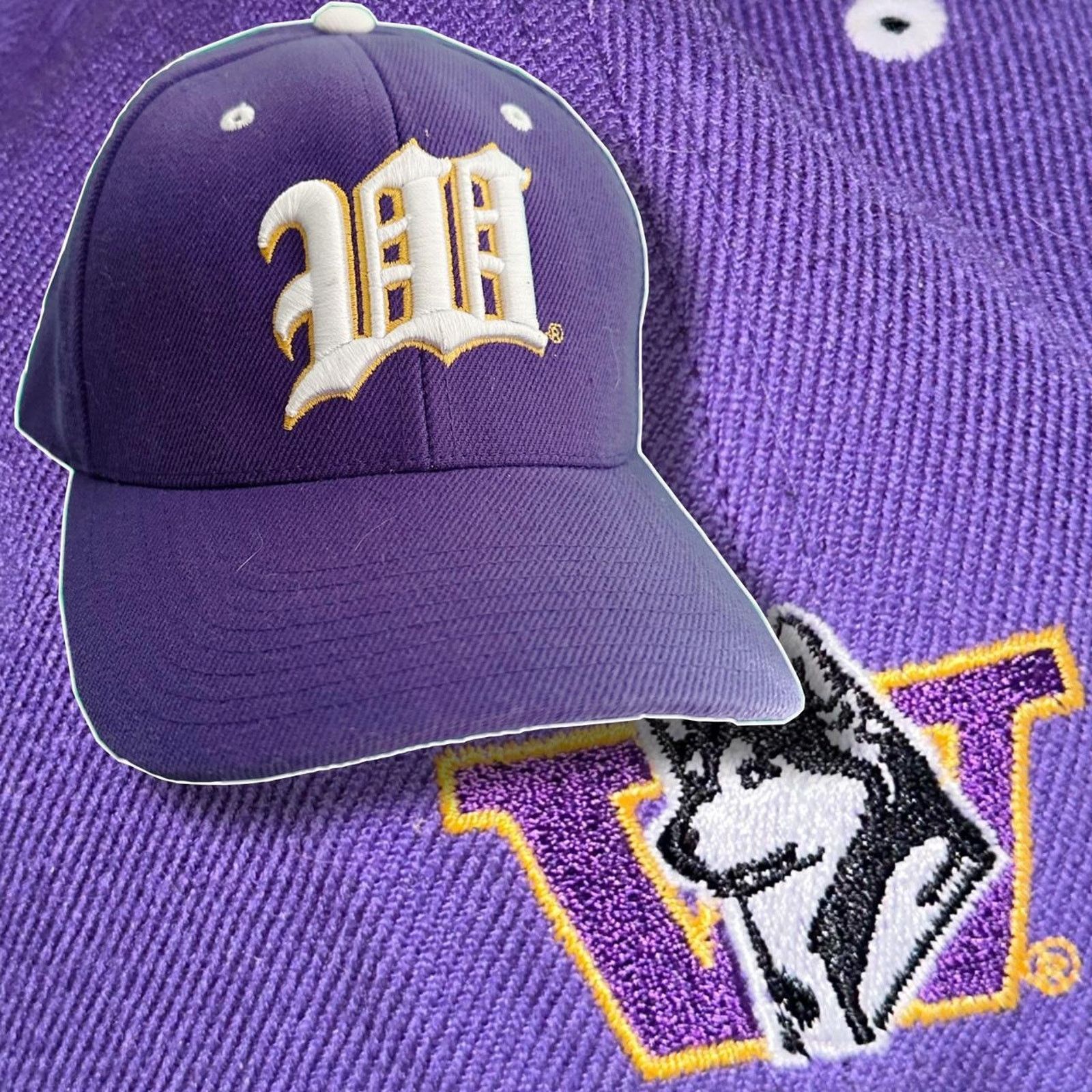 Other Washington huskies hat Size ONE SIZE - 1 Preview