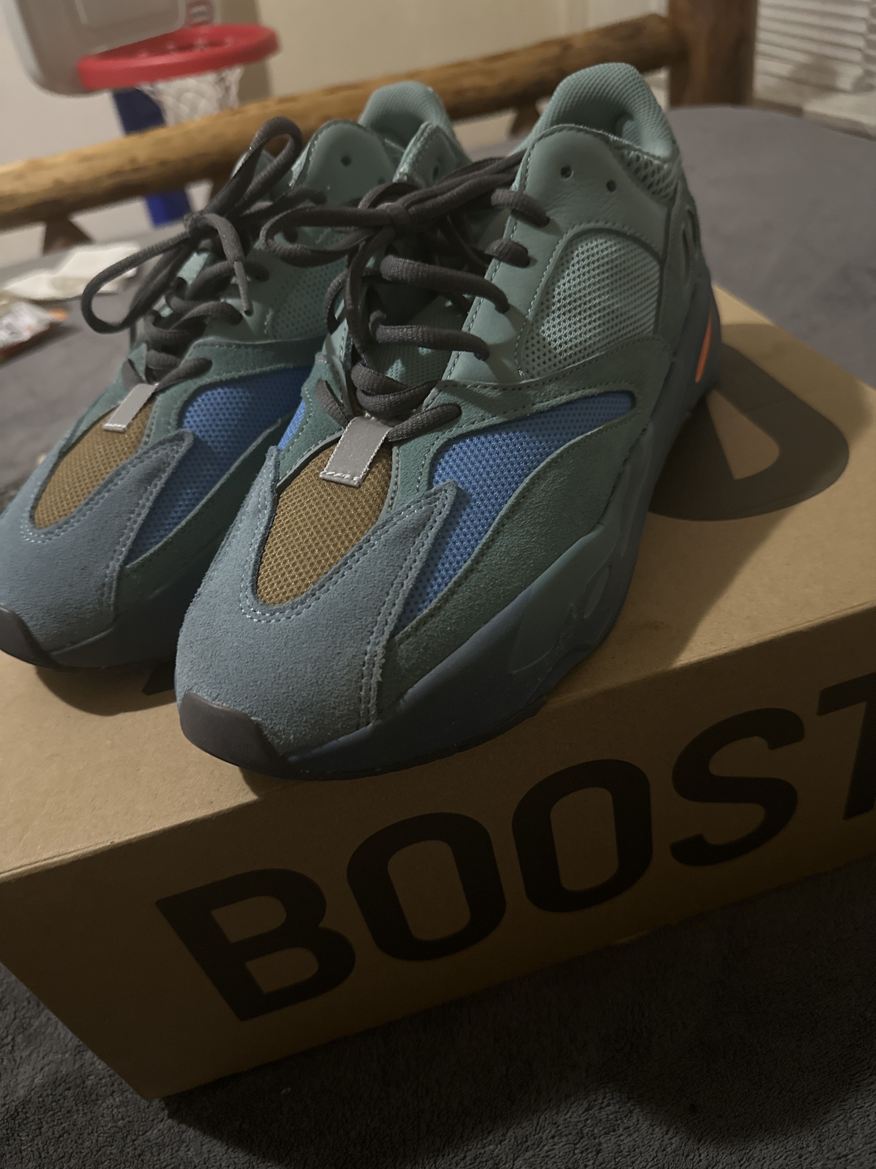 Yeezy Yeezy boost 700 Size US 11 / EU 44 - 8 Thumbnail