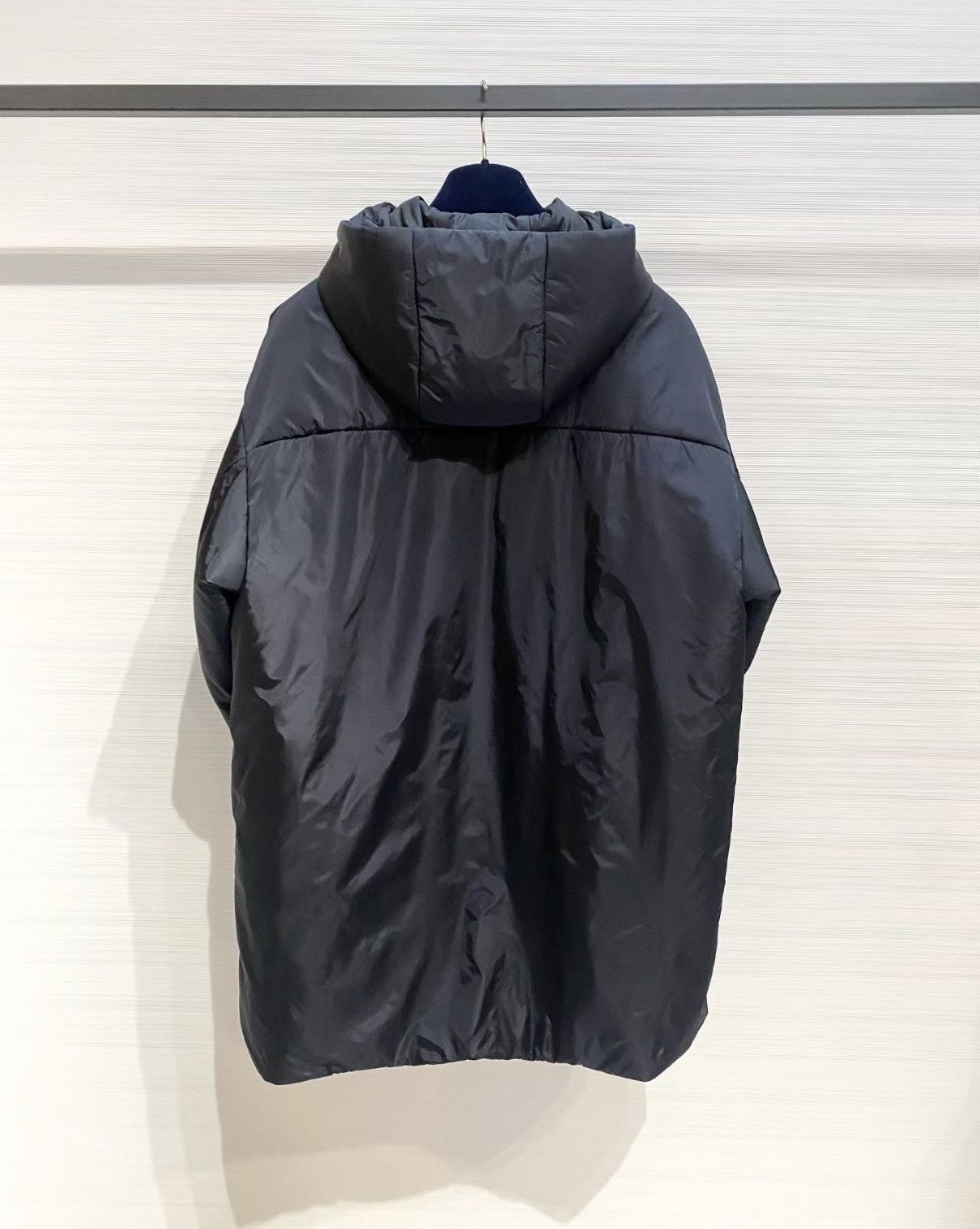 Prada Prada Classic Black Nylon Hooded Cotton Coat J33 Size XS / US 0-2 / IT 36-38 - 2 Thumbnail