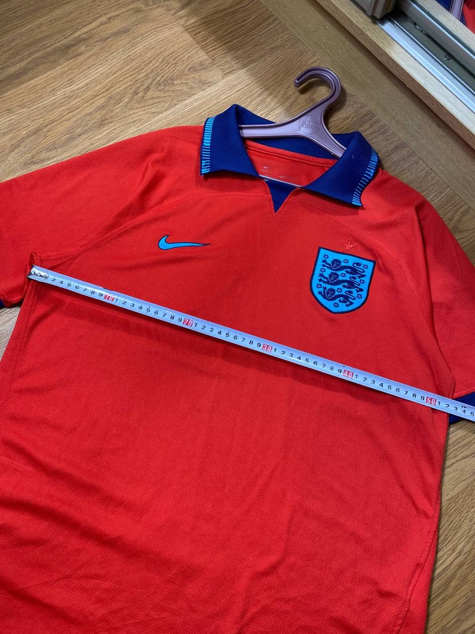 Nike × Vintage 90s Nike Central Swoosh Vintage Y2K Oversized Retro T-Shirt Size US L / EU 52-54 / 3 - 11 Thumbnail