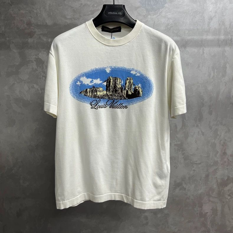 Louis Vuitton Louis Vuitton 24 new white monogrammed printed crew neck p Size US S / EU 44-46 / 1 - 1 Thumbnail