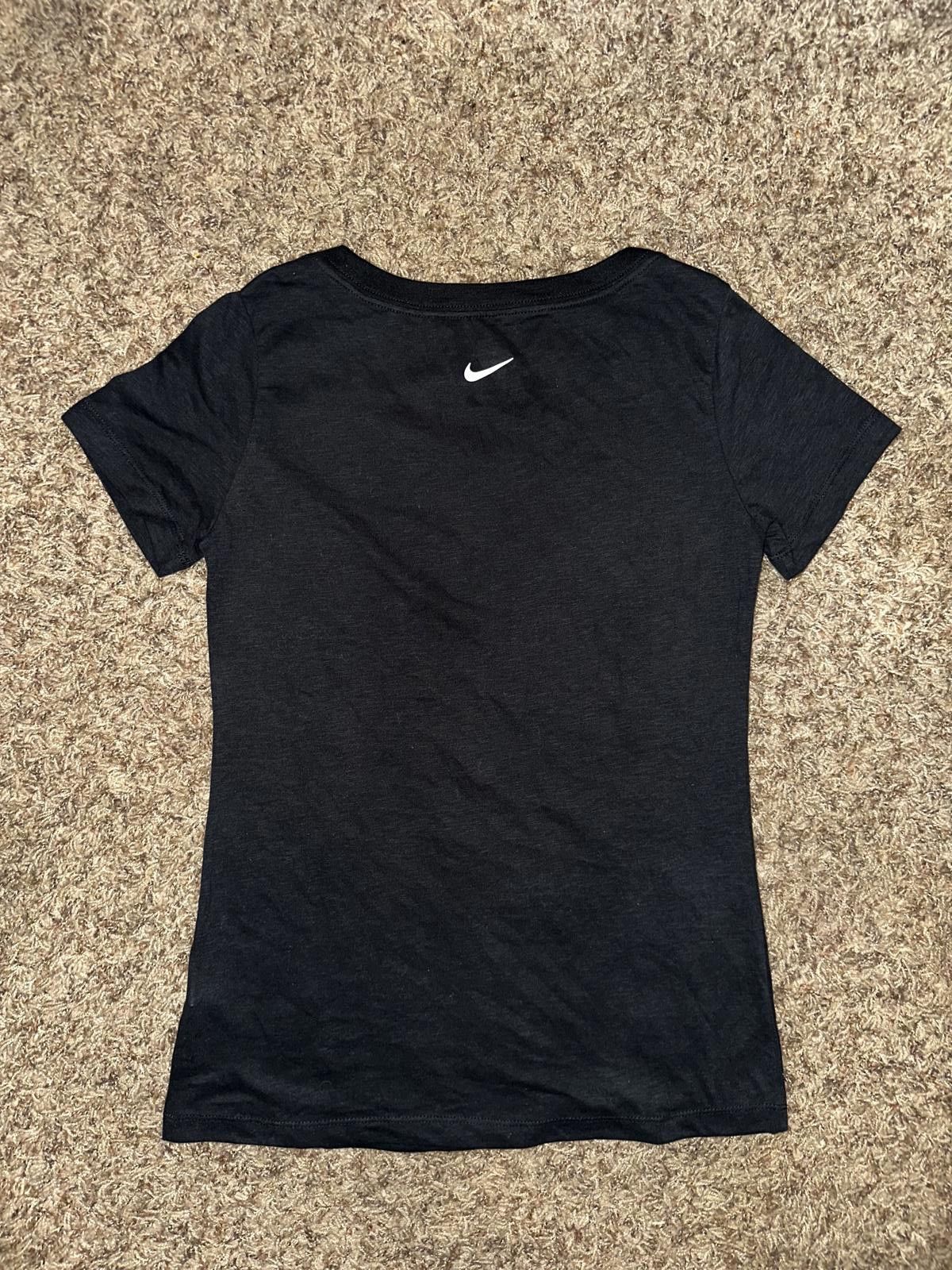 Nike Nike Dri-FIT Women's Logo Training T-Shirt Size XS / US 0-2 / IT 36-38 - 2 Thumbnail