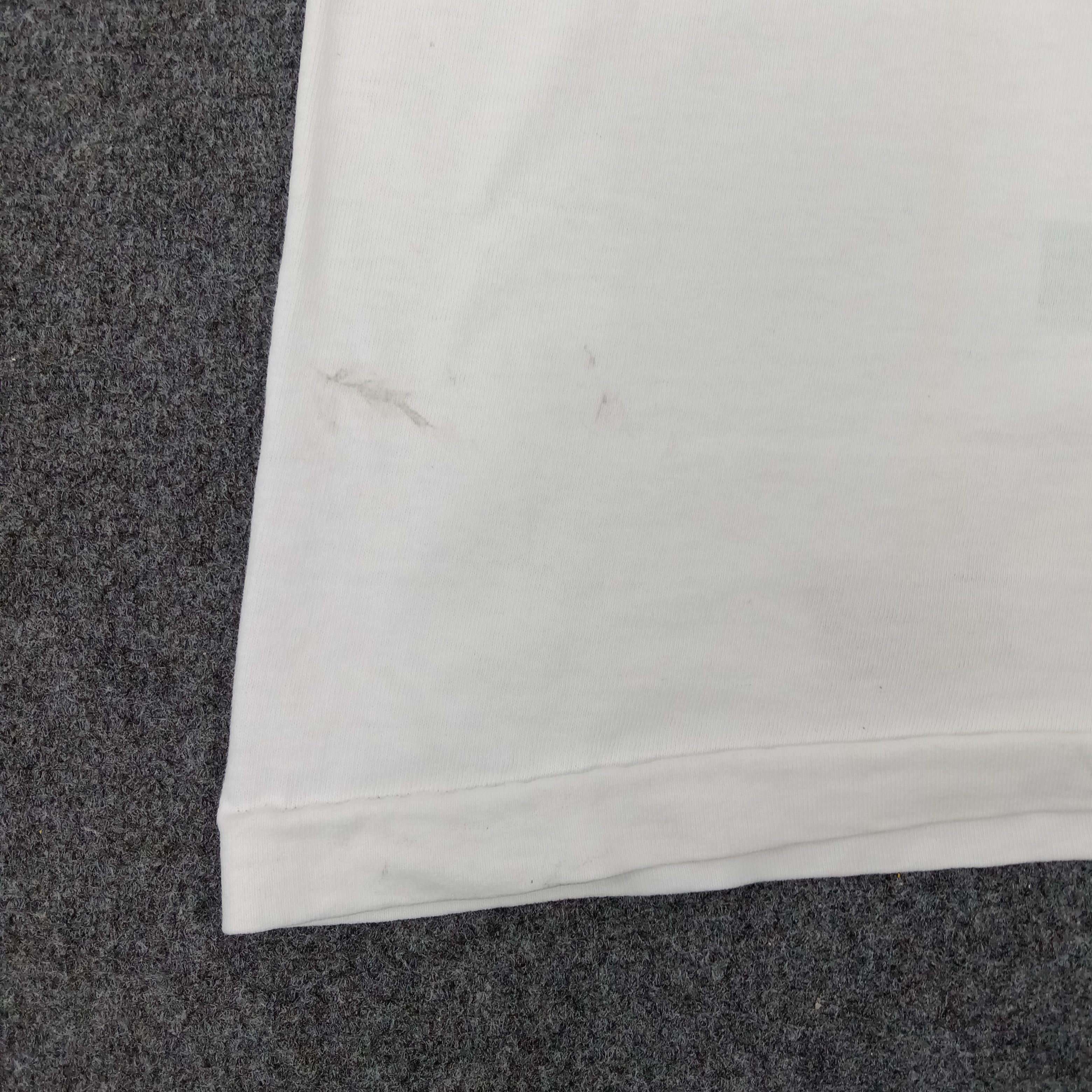 Marlboro × Vintage Marlboro Grand Prix Of Japan Racing MotoGP Tshirt Size US L / EU 52-54 / 3 - 9 Thumbnail