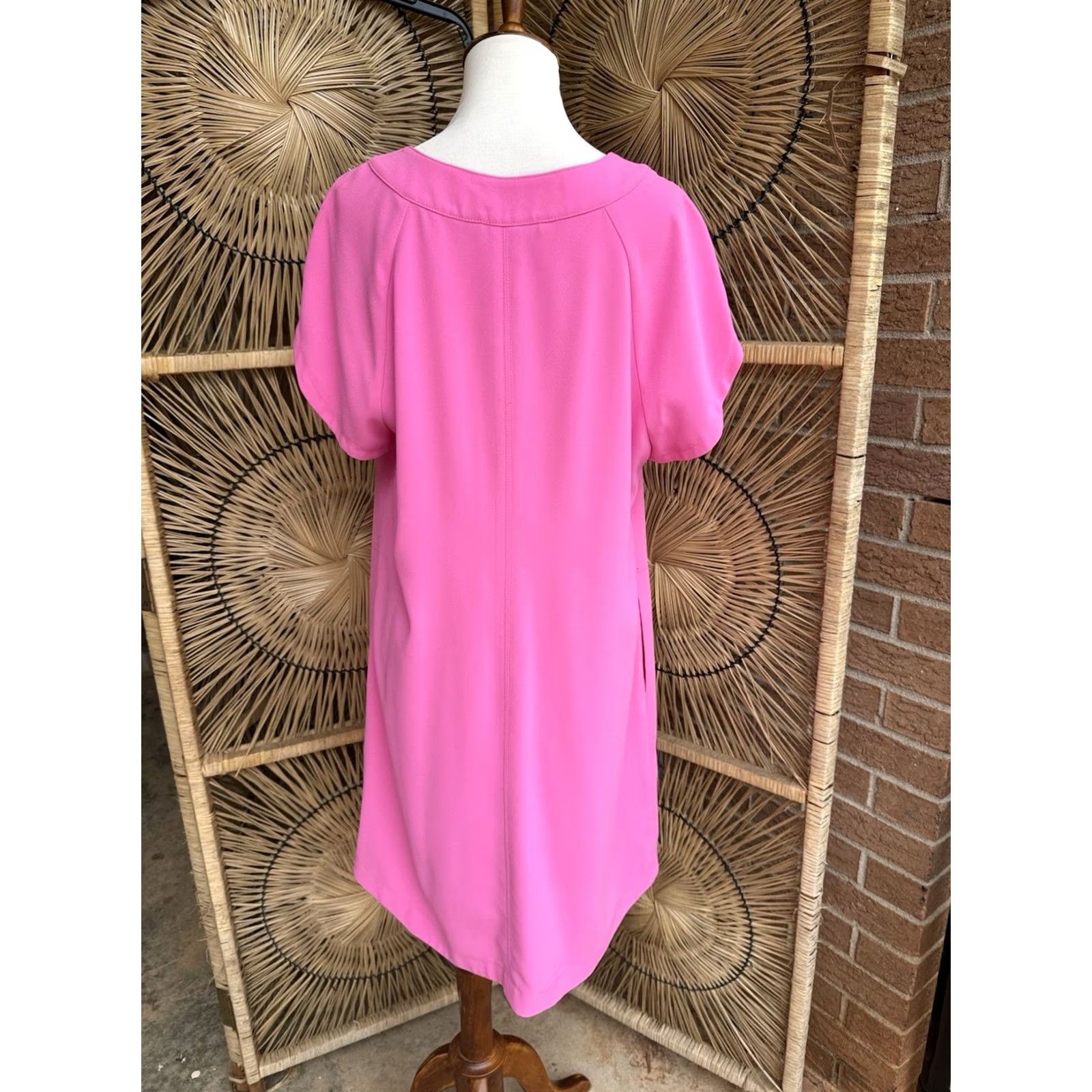 Trina Turk VINTAGE Trina Turk Pink Shift Dress Gold Zip Front Short Sleeve Size L Womens Size 36" / US 14 / IT 50 - 5 Thumbnail