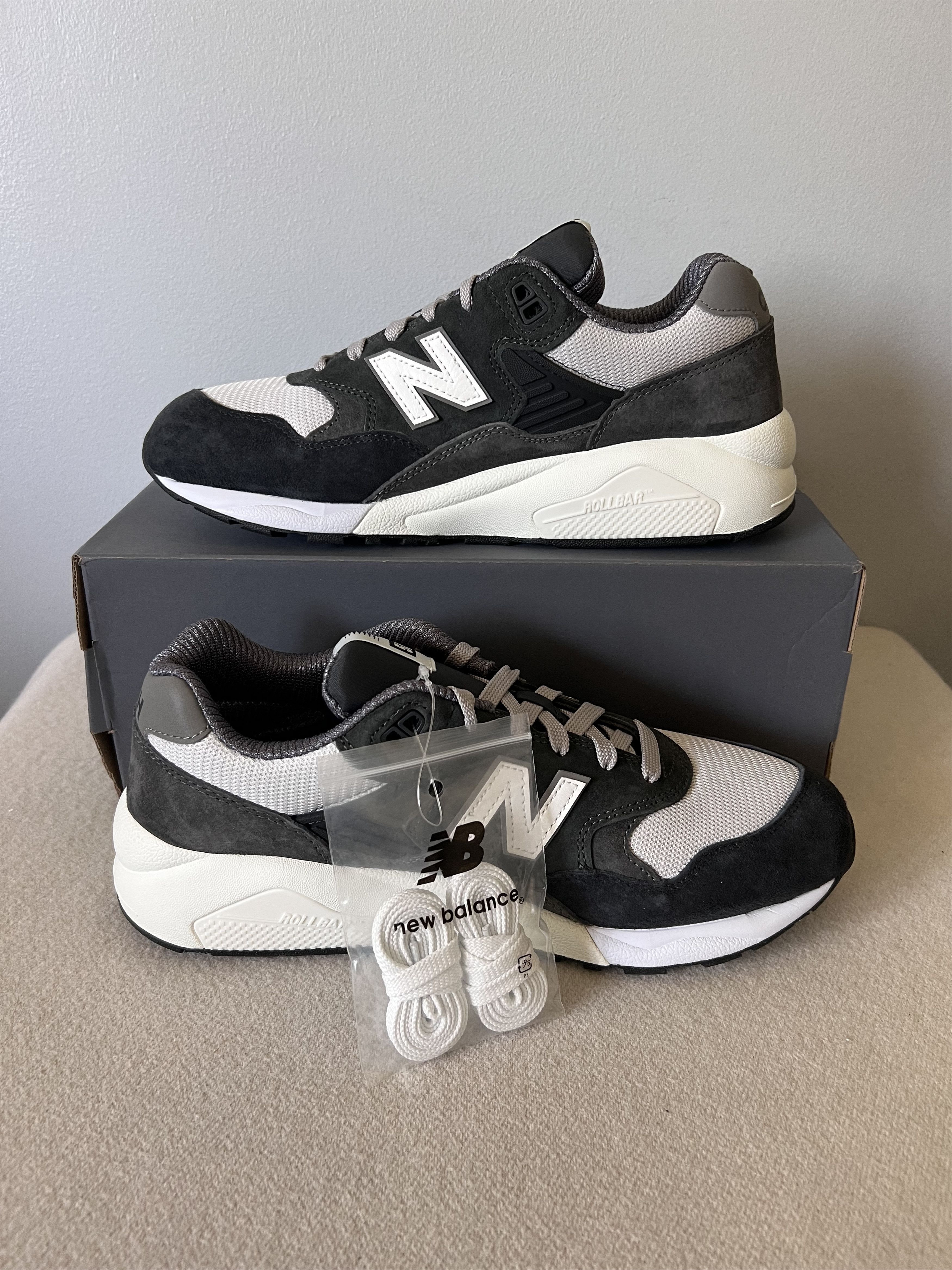 Comme des Garcons × New Balance Comme des Garcons New Balance 580 Sneakers in Black Size US 10 / EU 43 - 3 Thumbnail