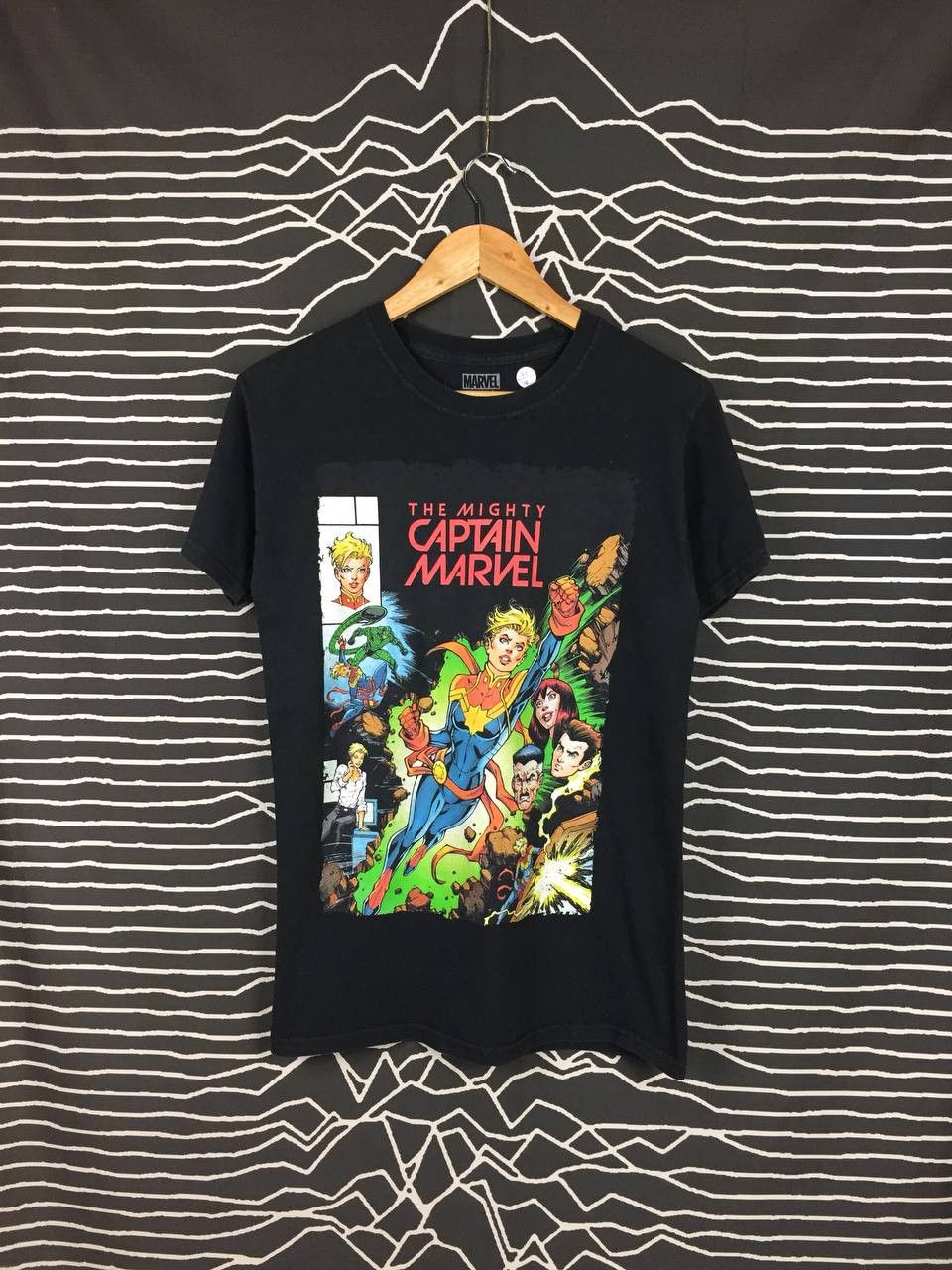 Marvel Comics × Vintage Marvel Comics The Mighty Captain Marvel Tee Size US S / EU 44-46 / 1 - 1 Thumbnail