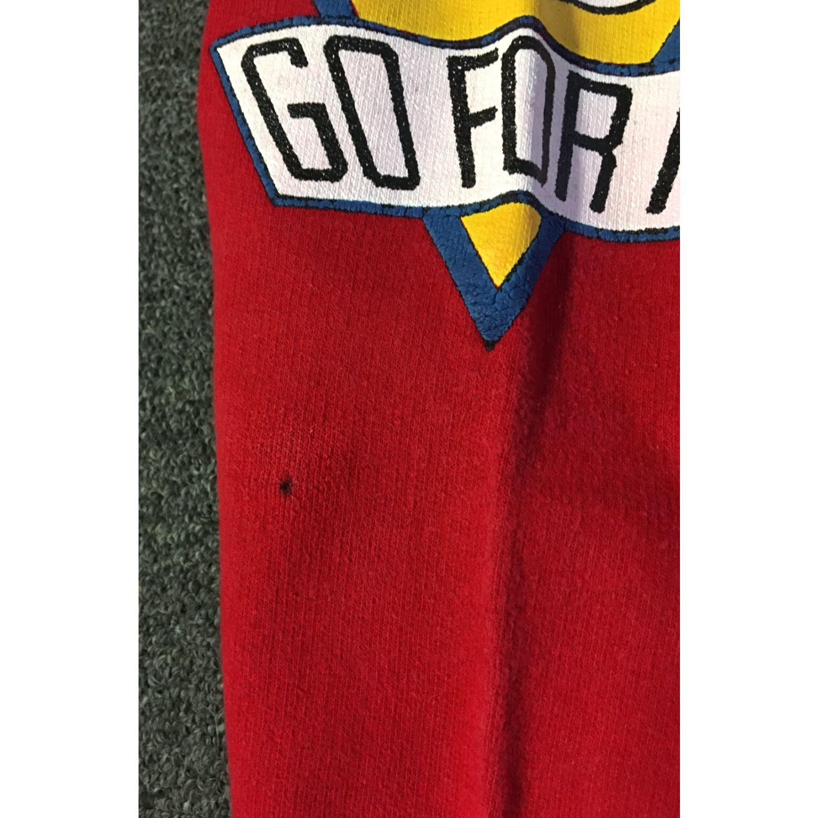 Disney VINTAGE Mickey Mouse Go For It Sweatshirt S Mens Red 80s 90s Disney Cartoon Pullover Night Basketball Theme Park Looney Tunes USA Size US S / EU 44-46 / 1 - 5 Thumbnail